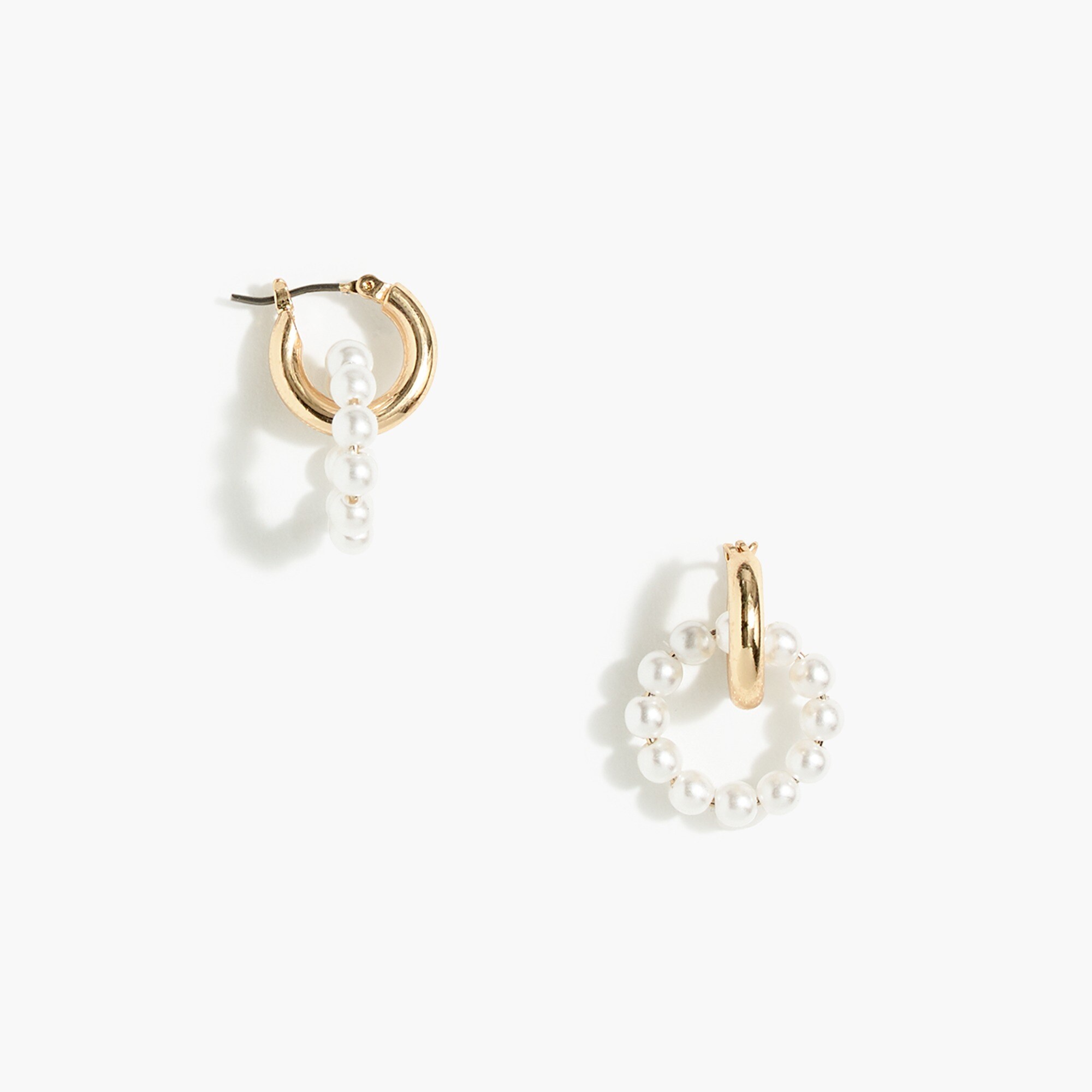 Interlocking gold and pearl hoop earrings