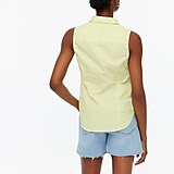 Sleeveless button-up shirt in signature fit