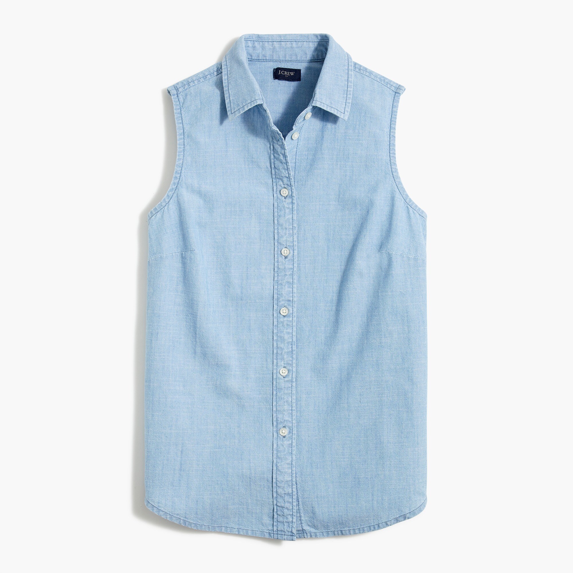 Chambray button-up shirt in signature fit