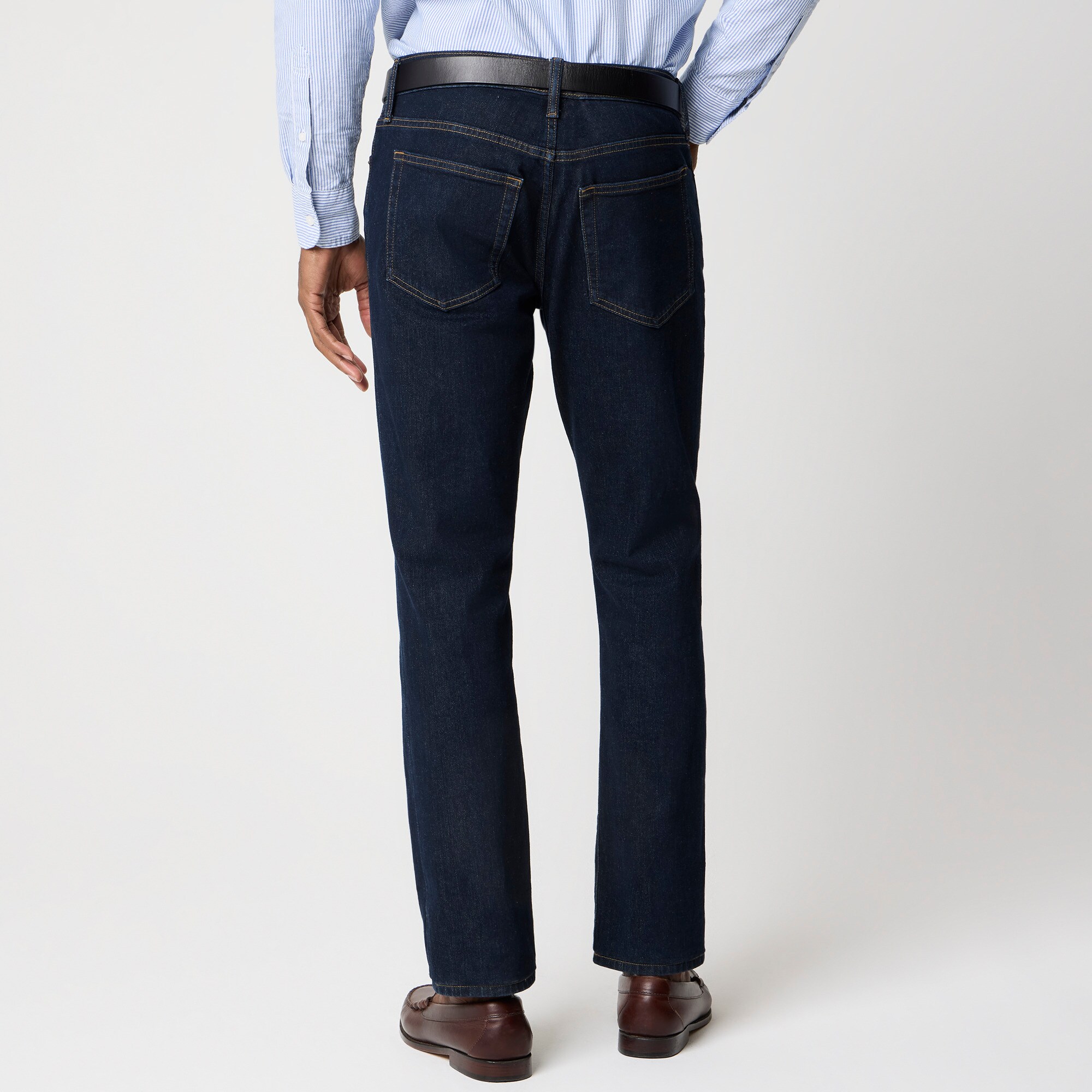 Straight-fit Jean In Signature Flex For Men | Factory