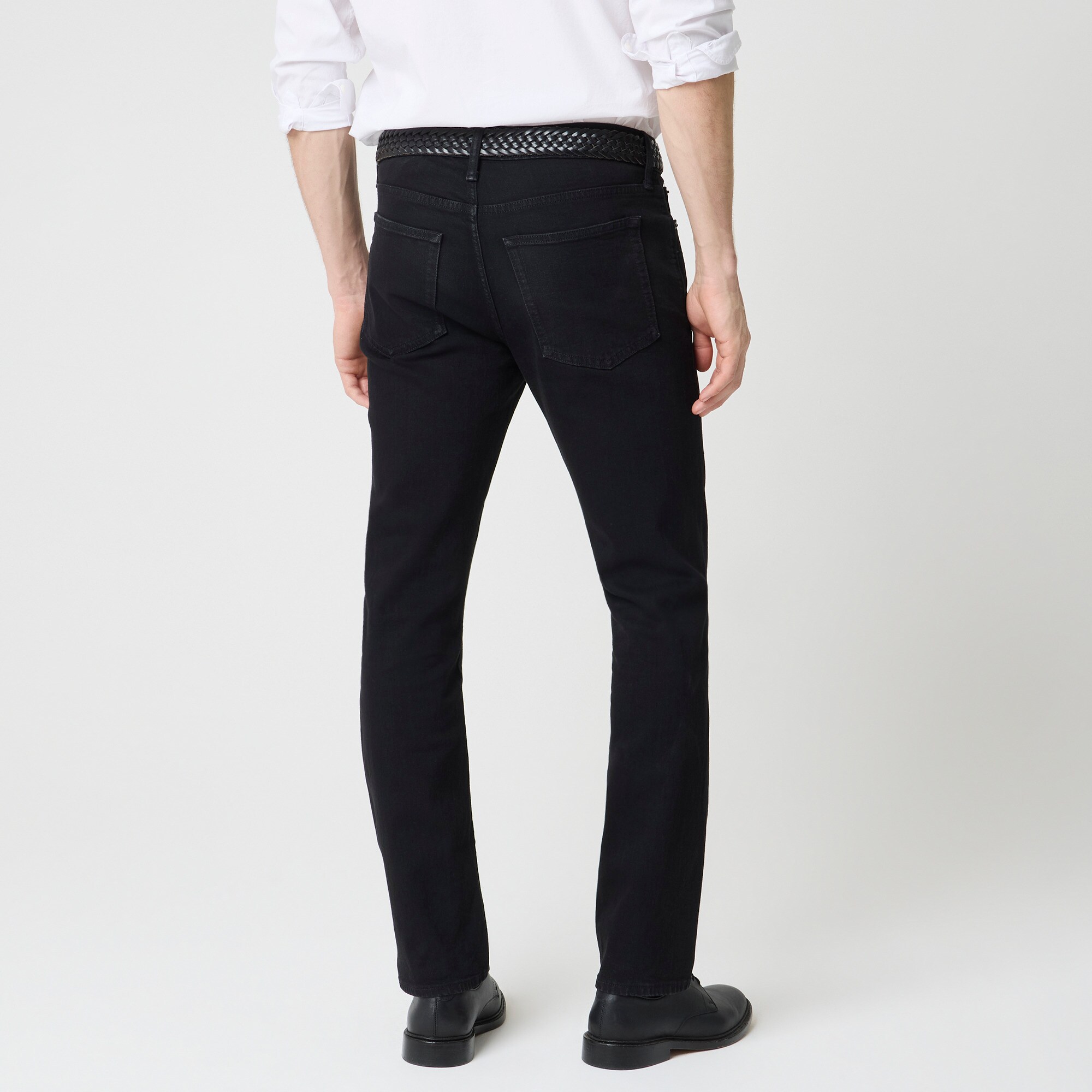 Straight-fit jean in in signature flex
