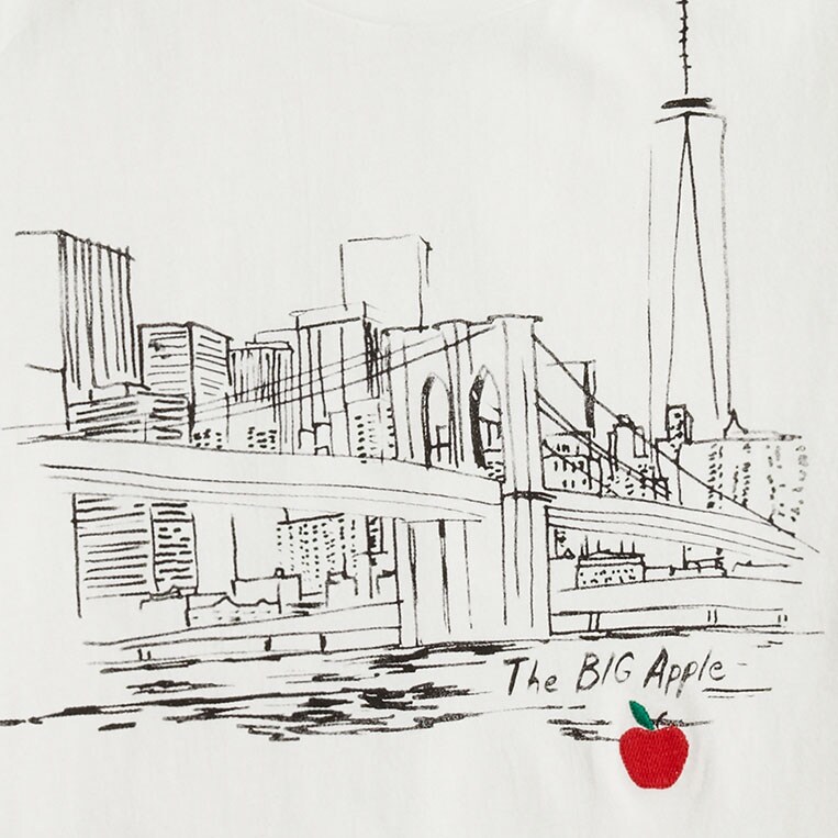 The Big Apple graphic tee THE BIG APPLE factory: the big apple graphic tee for women