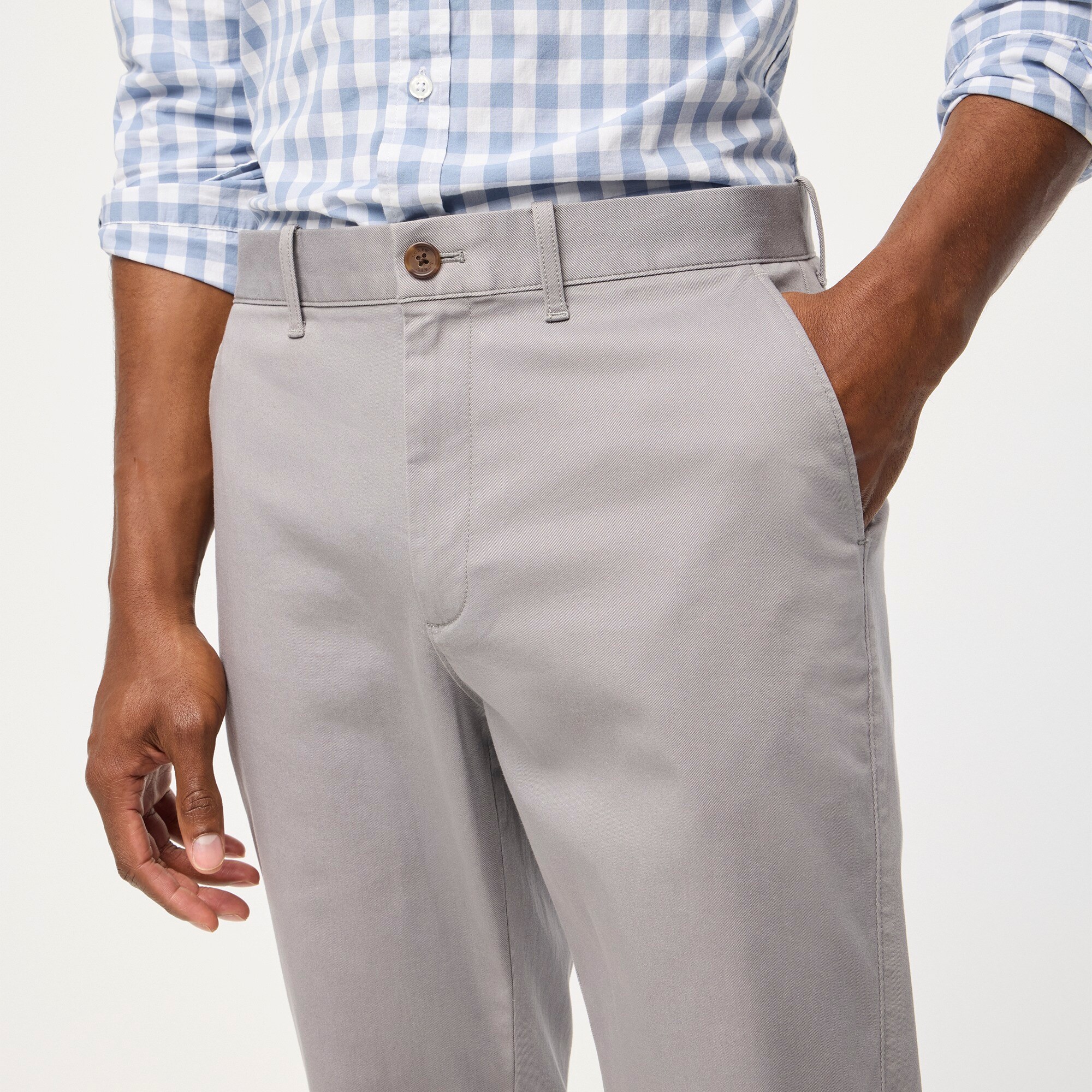 Athletic slim-fit chino pant