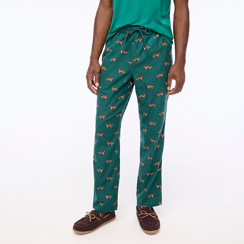 factory: printed flannel pajama pant for men, right side, view zoomed