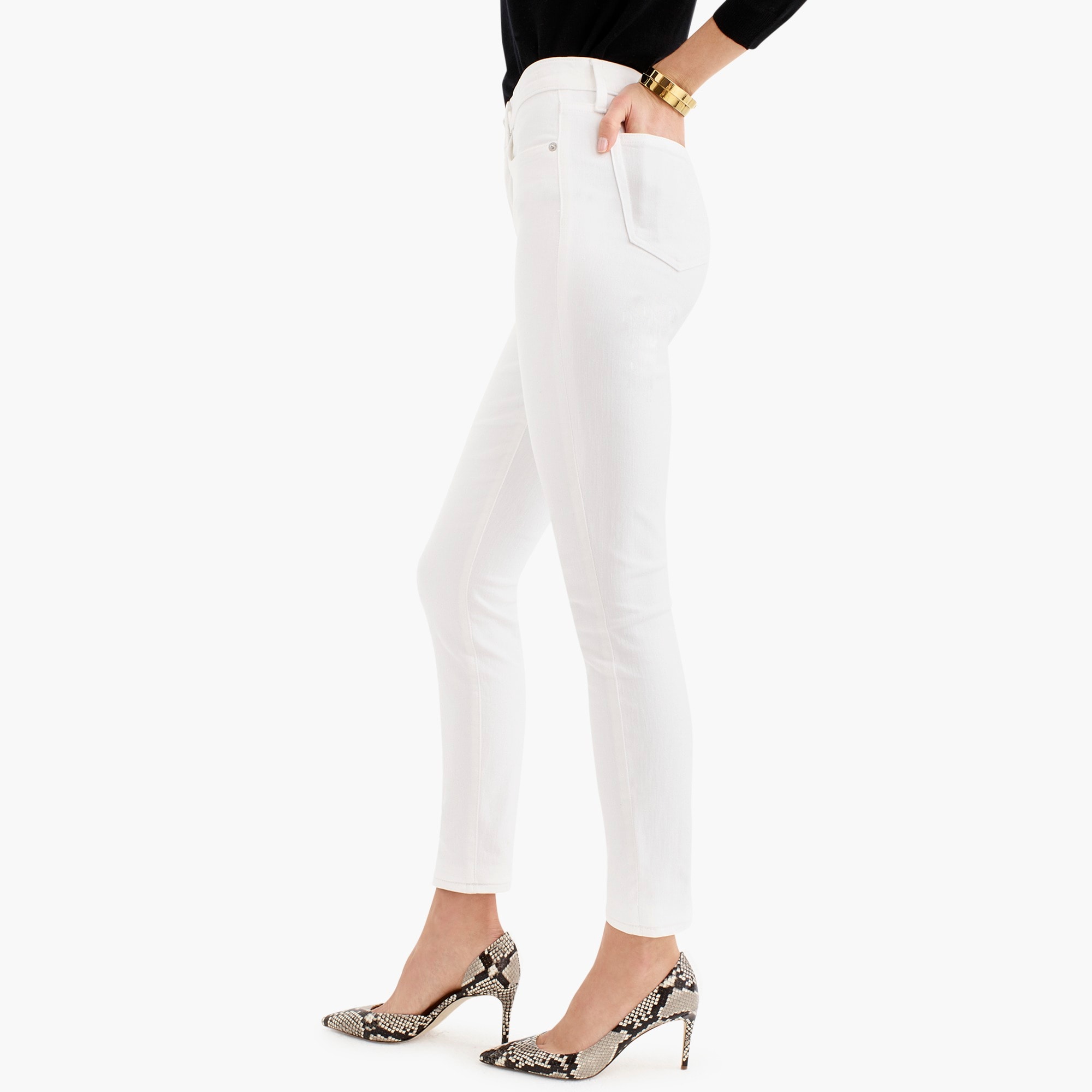 9" mid-rise toothpick jean in white - image 5
