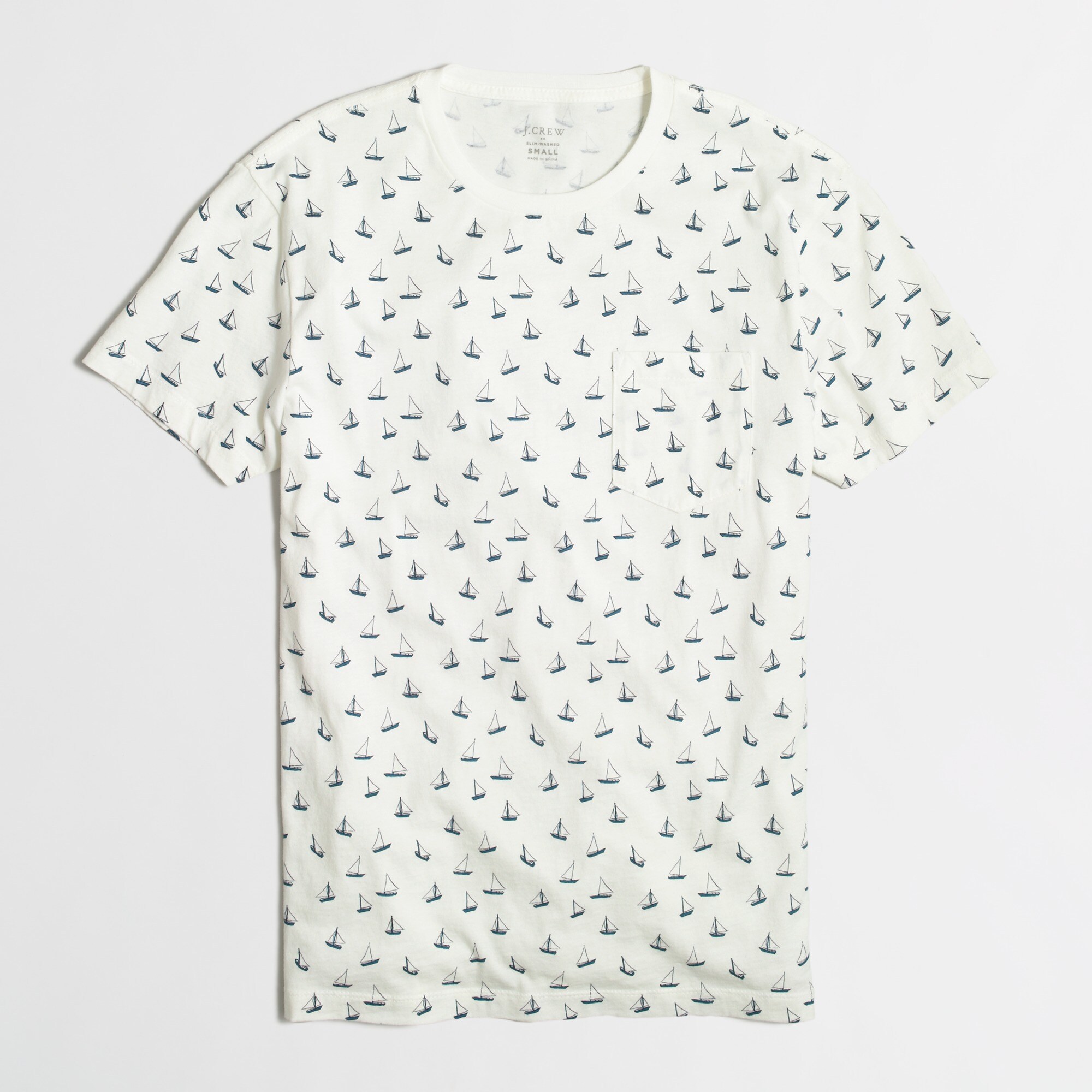 Slim t-SHIRT in sailboats