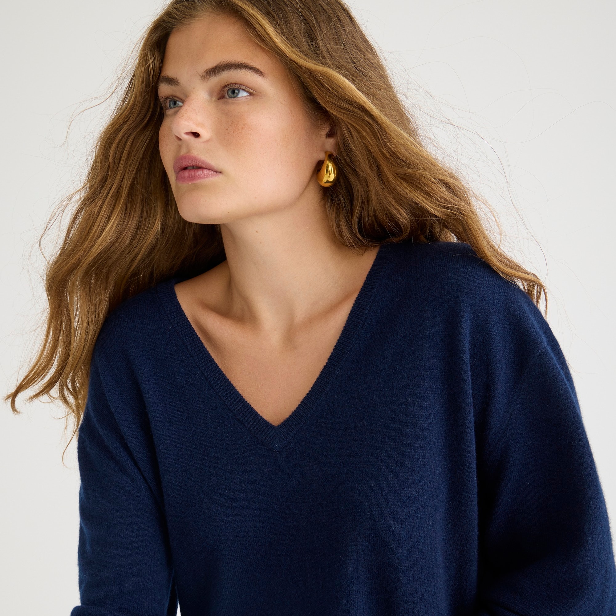 Cashmere relaxed V-neck sweater - image 3