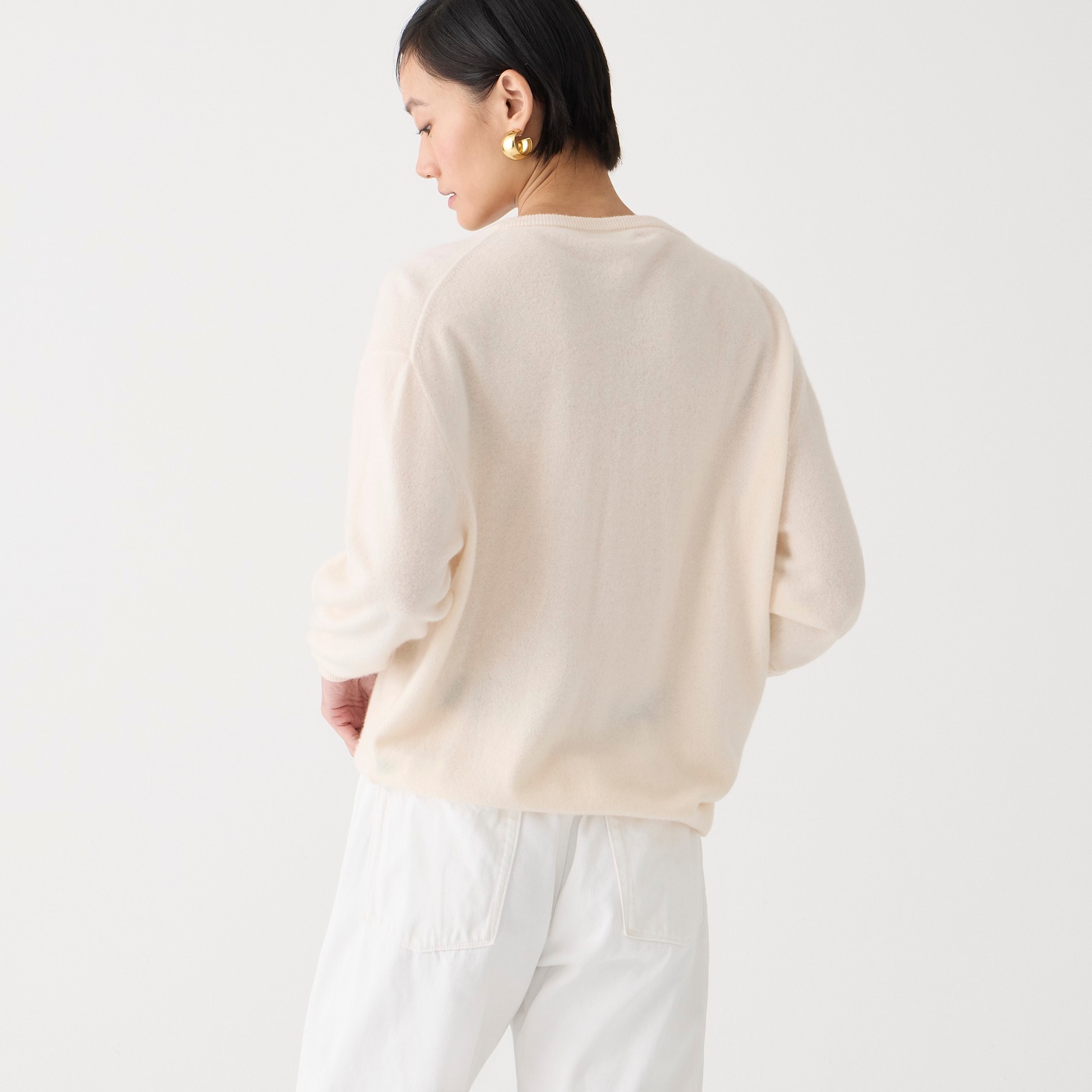 Cashmere relaxed V-neck sweater - image 4