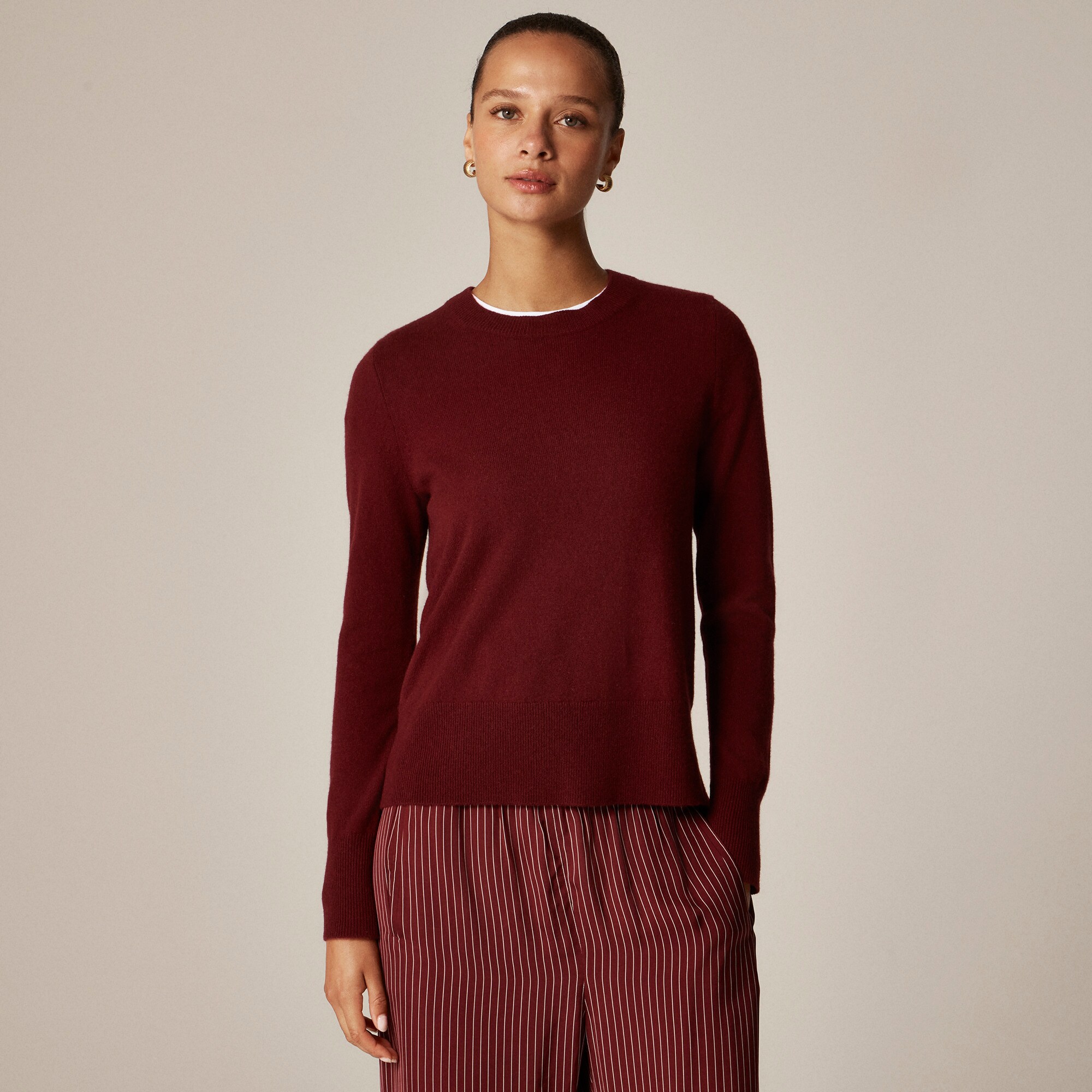  Cashmere classic-fit crewneck sweater