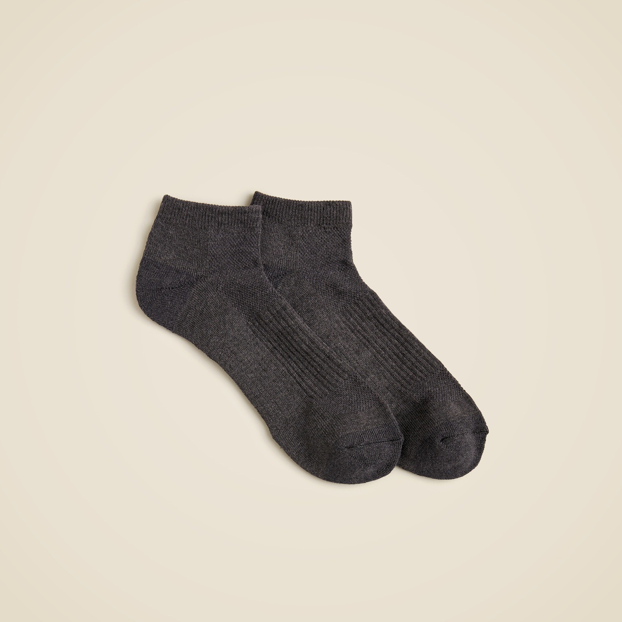 Athletic quarter crew socks