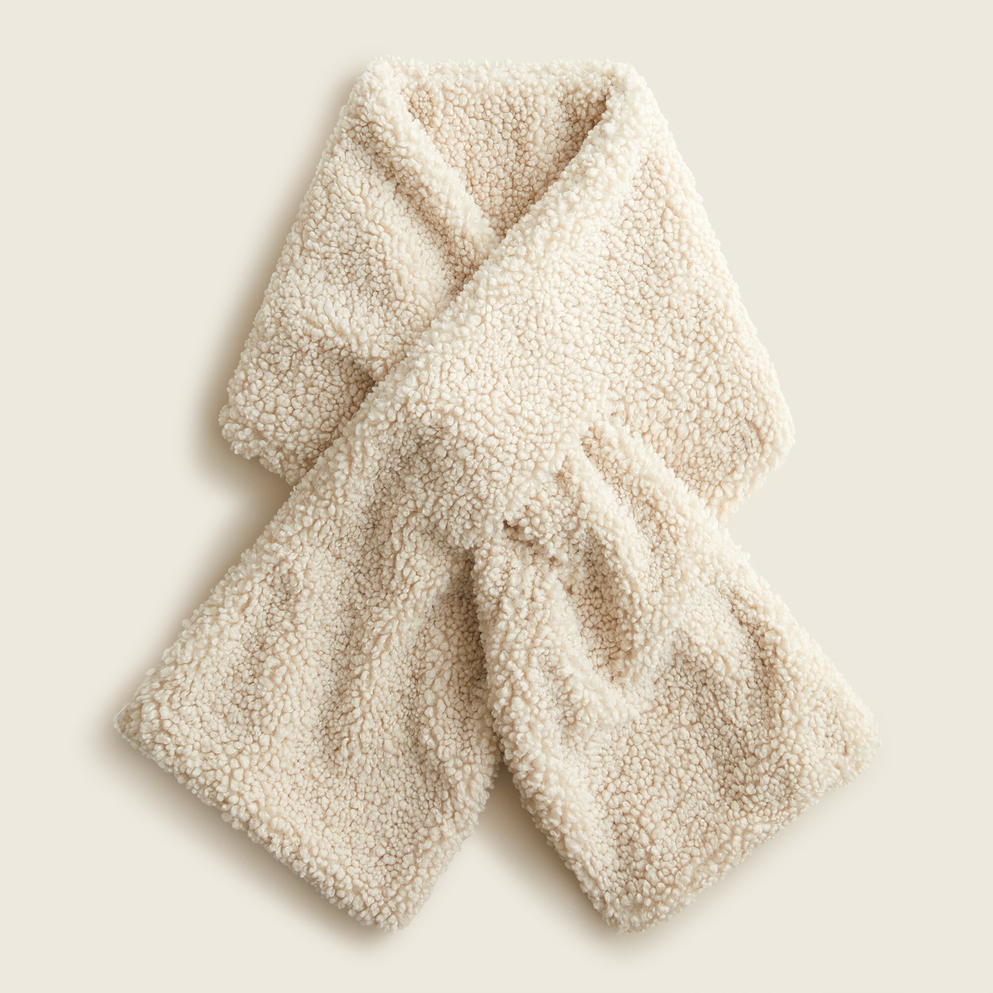 Sherpa pull-through scarf