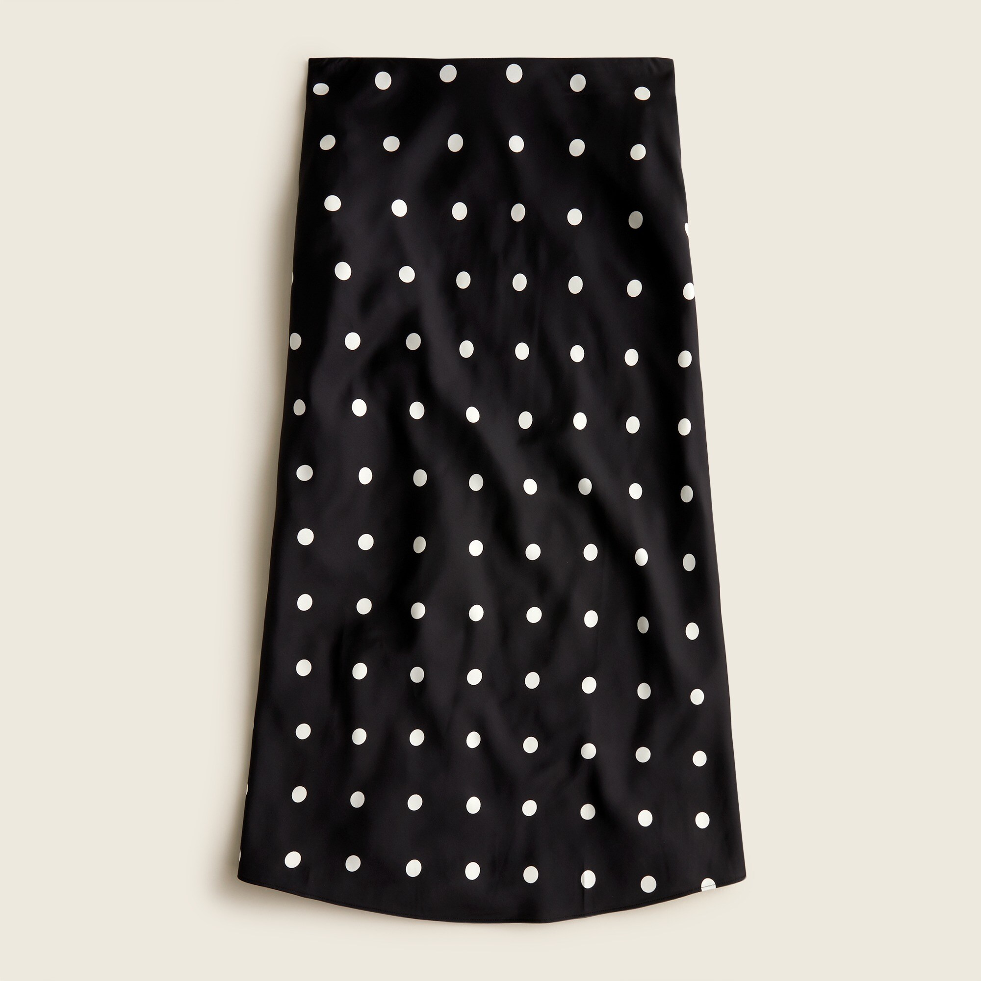 Pull-on slip skirt in dots