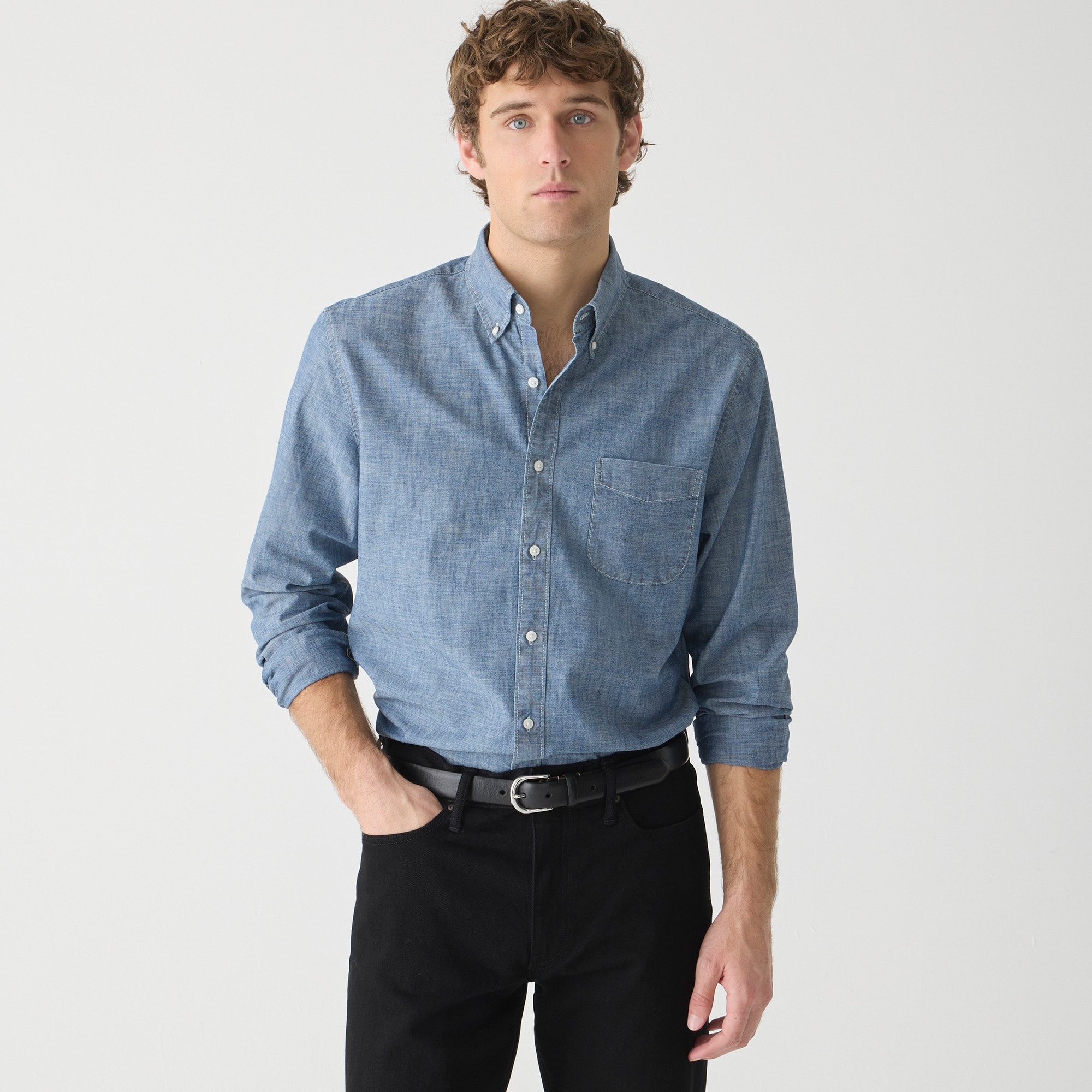 mens Slim Untucked organic cotton chambray shirt in one-year wash