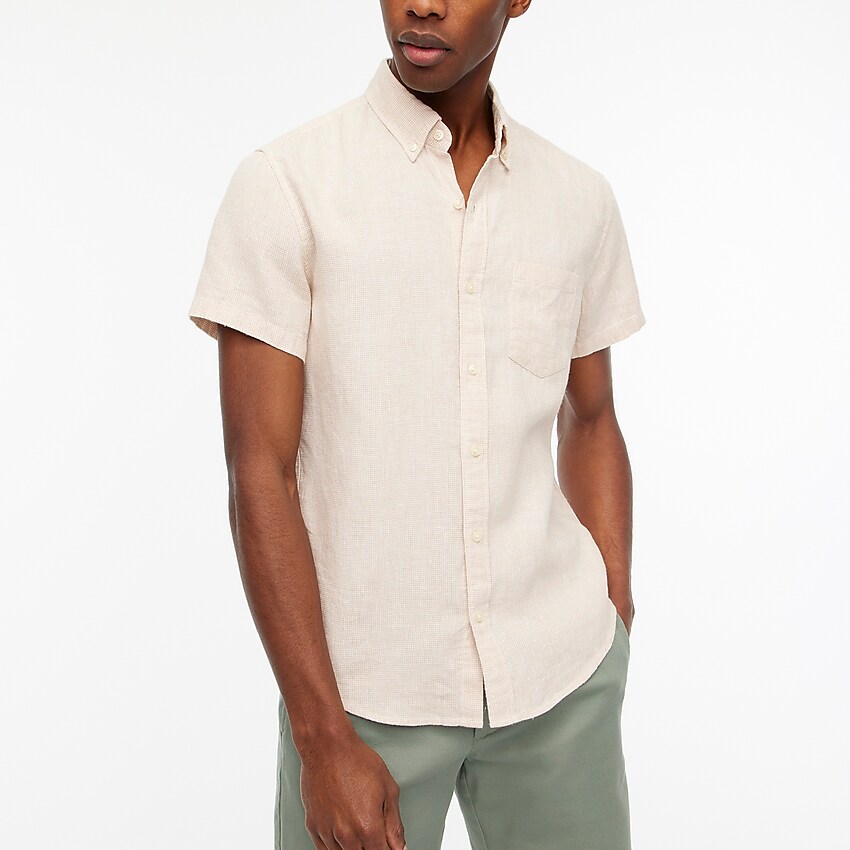 factory: slim short-sleeve linen-cotton shirt for men, right side, view zoomed