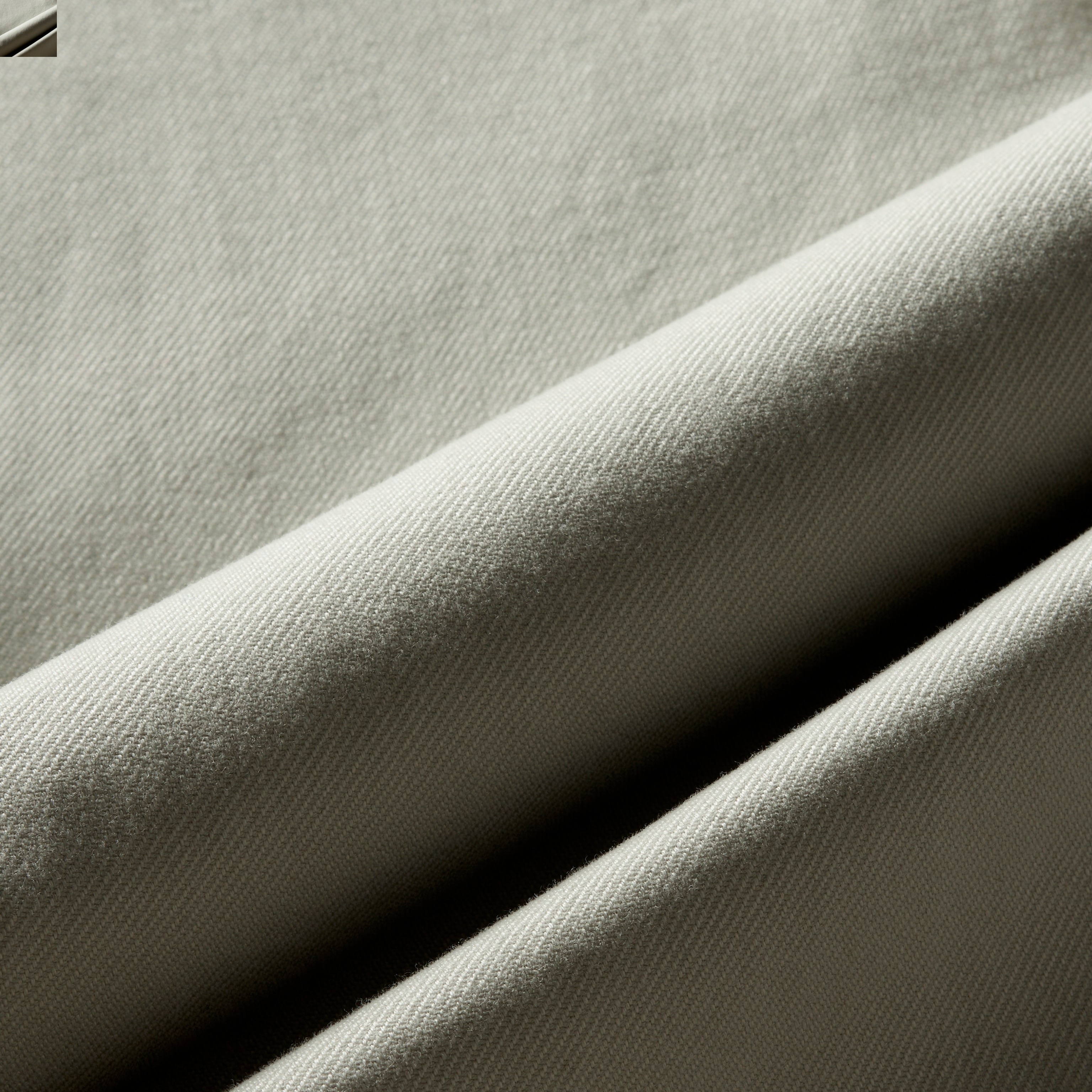Classic chino pant