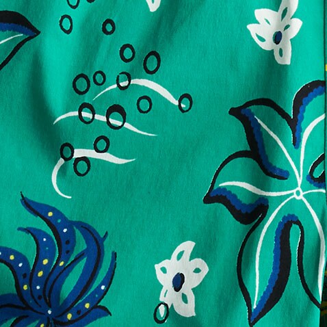 6" stretch swim trunk in print GOLDFISH BLUE YELLOW 