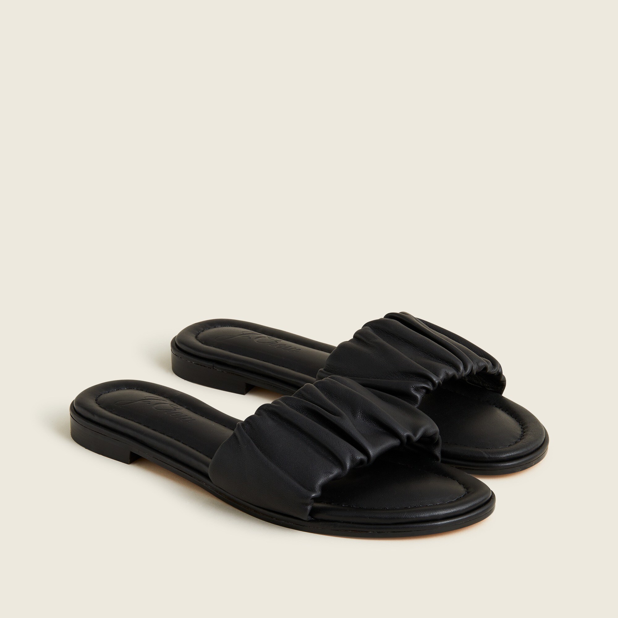 Menorca scrunchie-strap slides in leather
