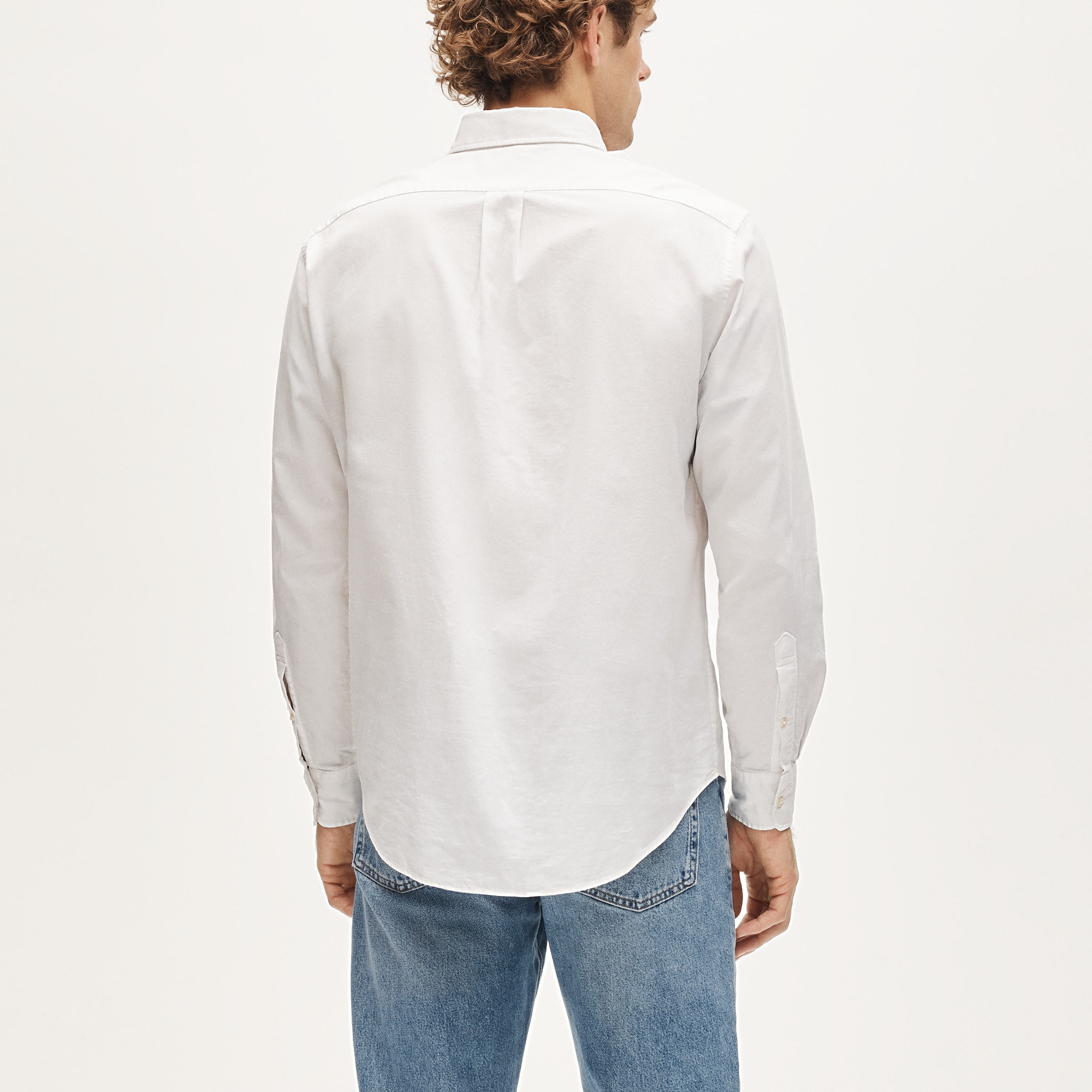 Broken-in organic cotton oxford shirt