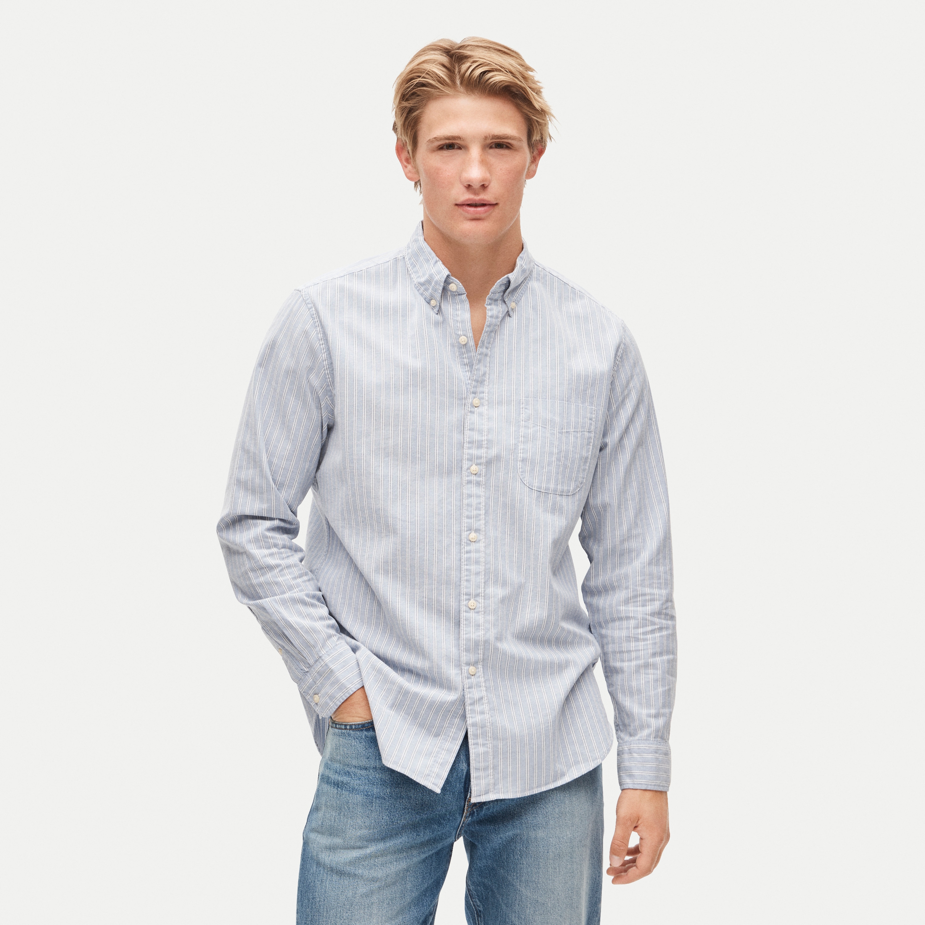 Broken-in organic cotton oxford shirt