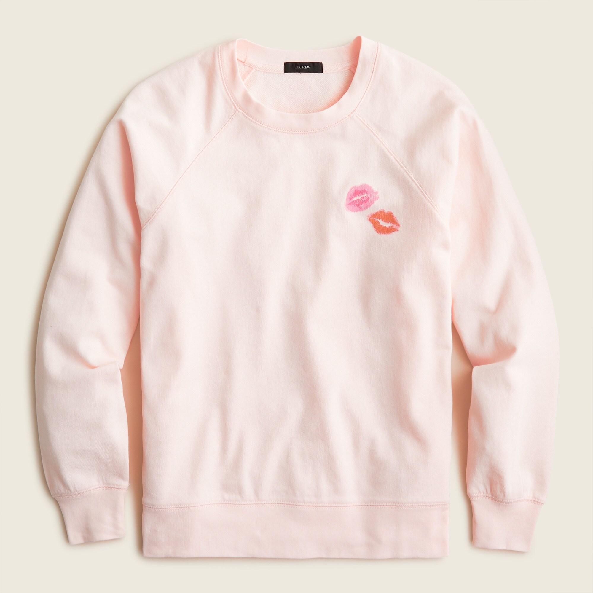 Magic Rinse™ crewneck sweatshirt in kiss print