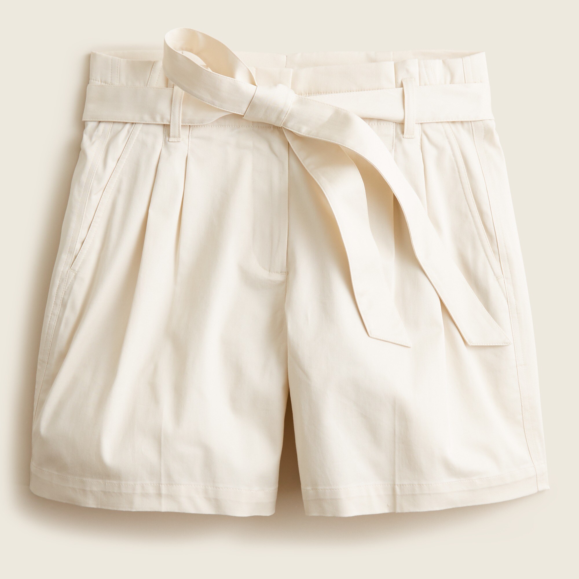 Tie-waist short in lightweight chino