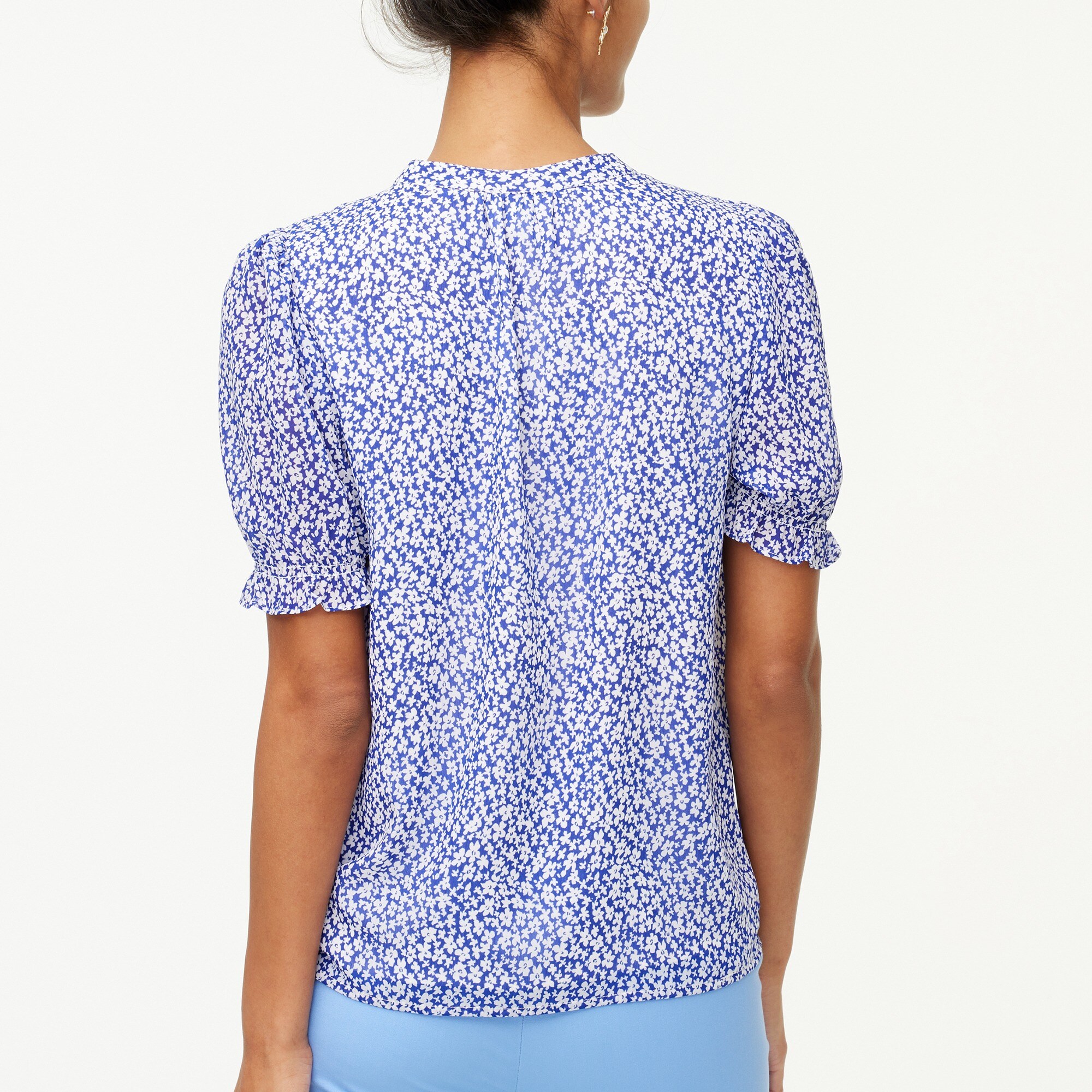 Crinkle puff-sleeve ruffle top