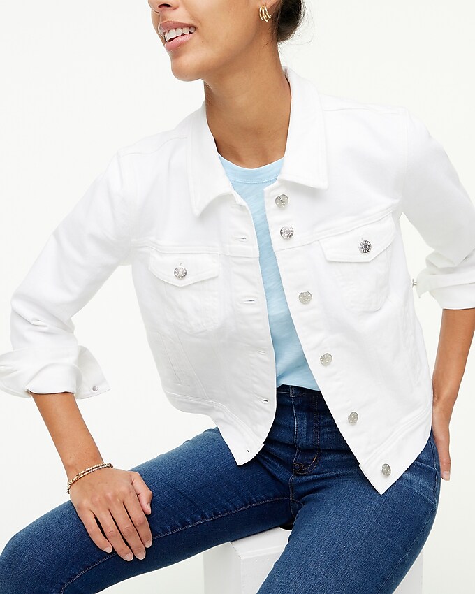 factory: classic white denim jacket for women, right side, view zoomed