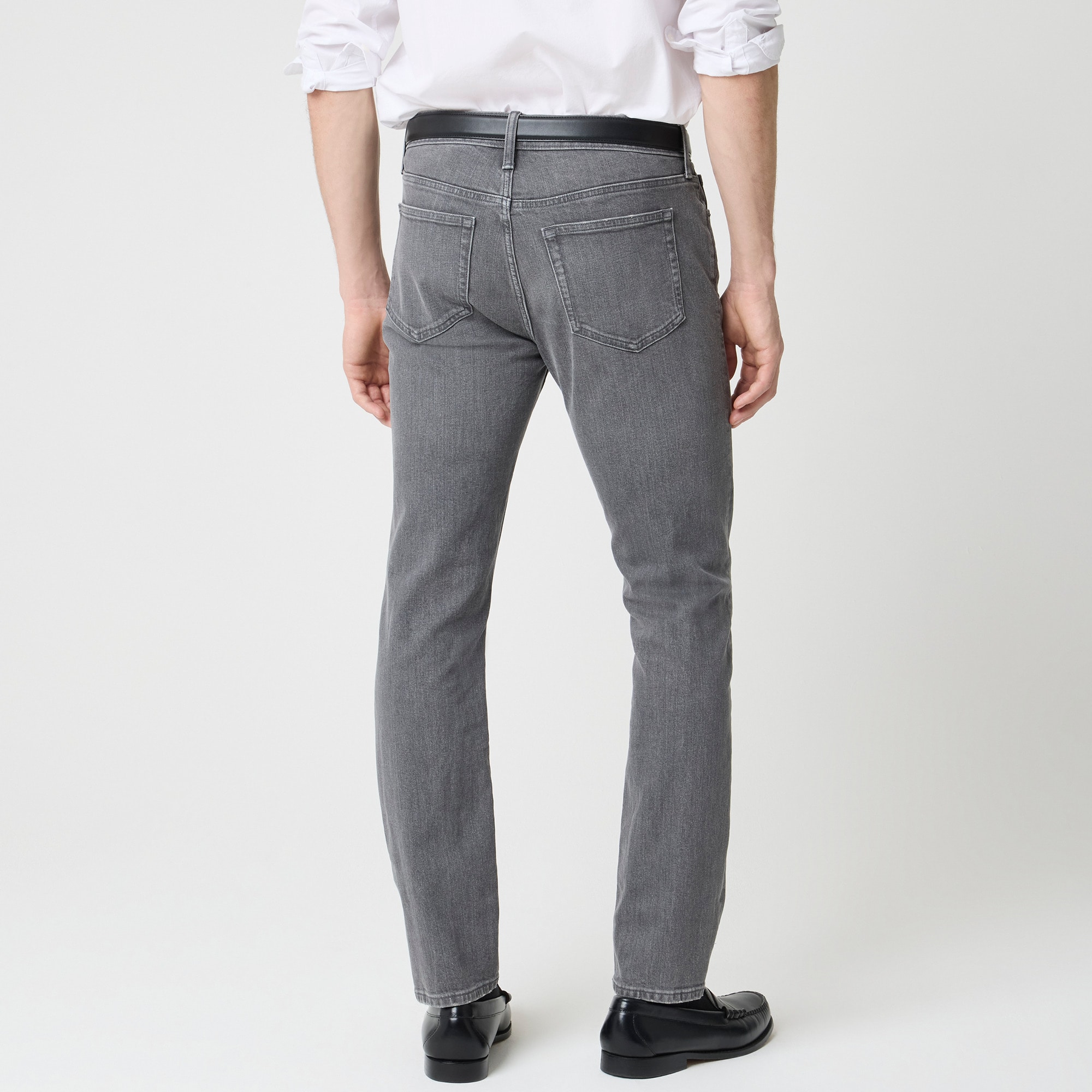 Slim-fit grey jean in signature flex