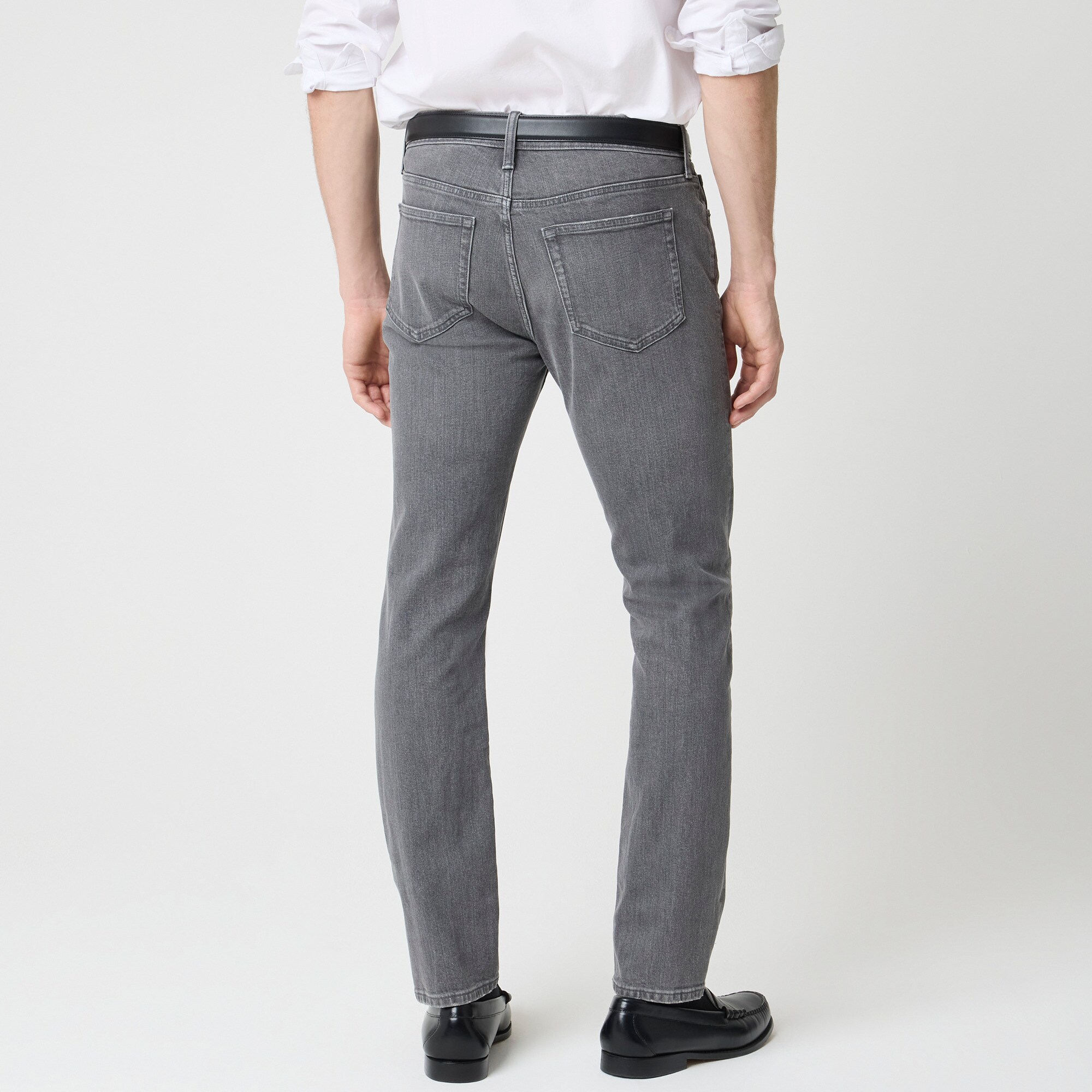 Slim-fit grey jean in signature flex