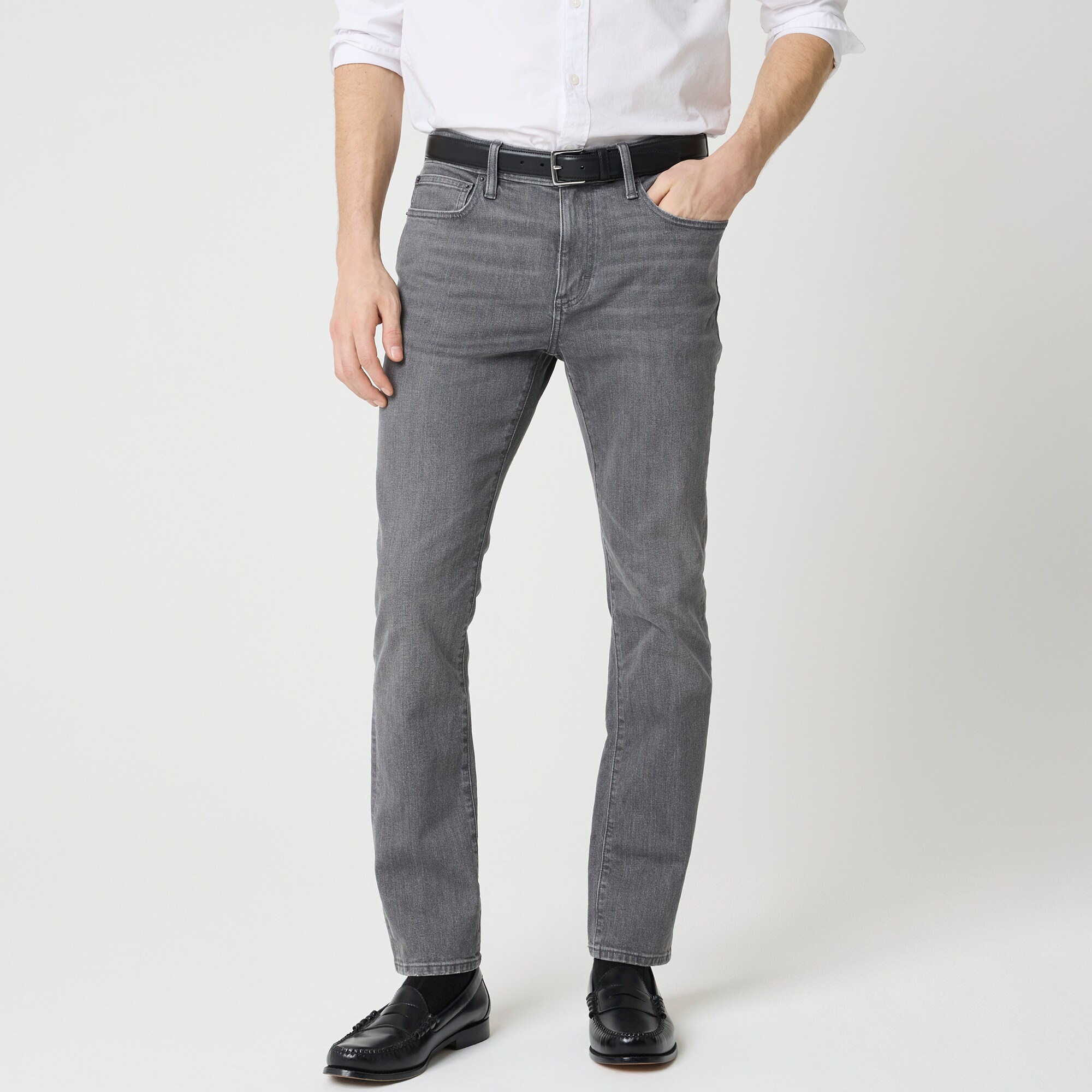 Slim-fit grey jean in signature flex