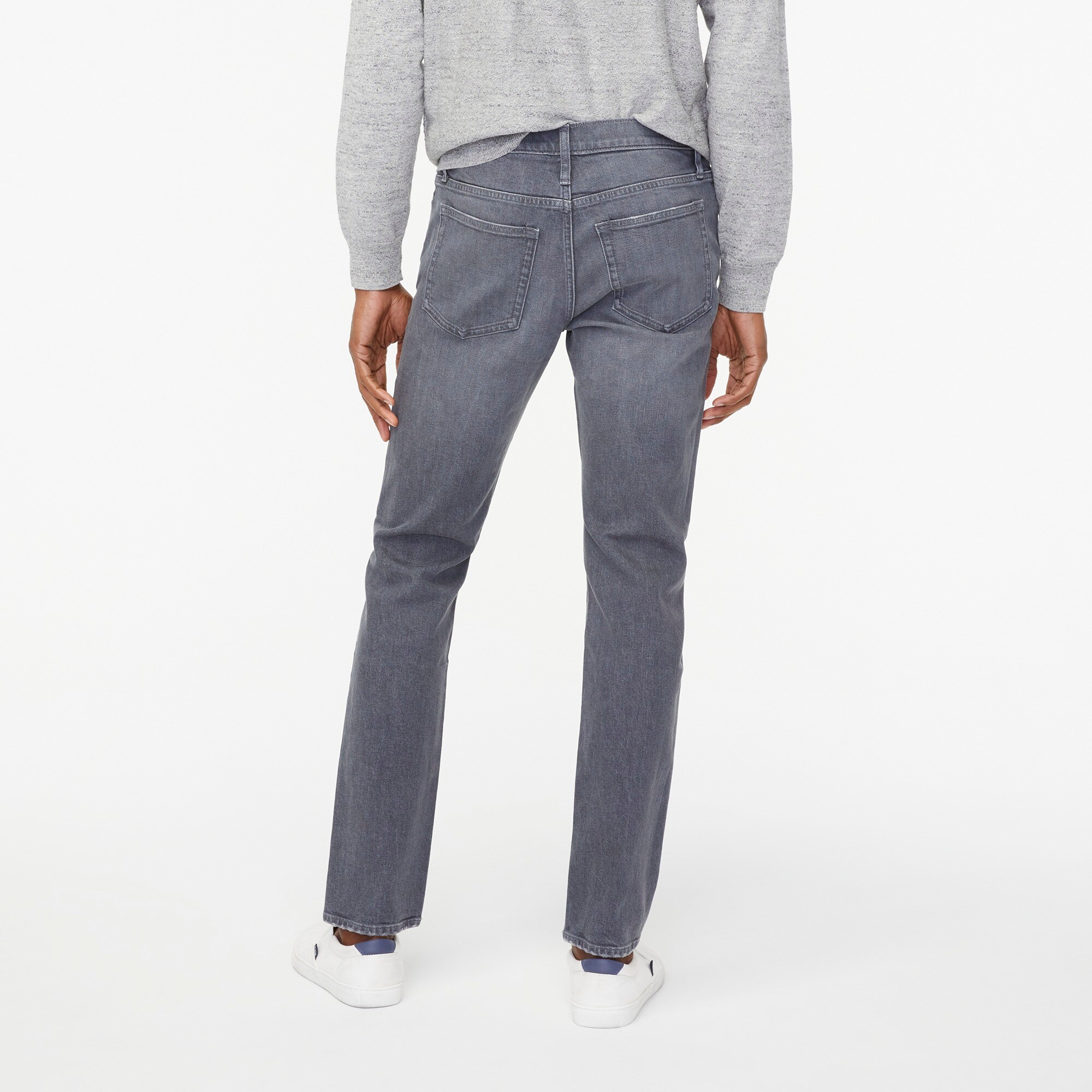 Straight-fit grey jean in signature flex