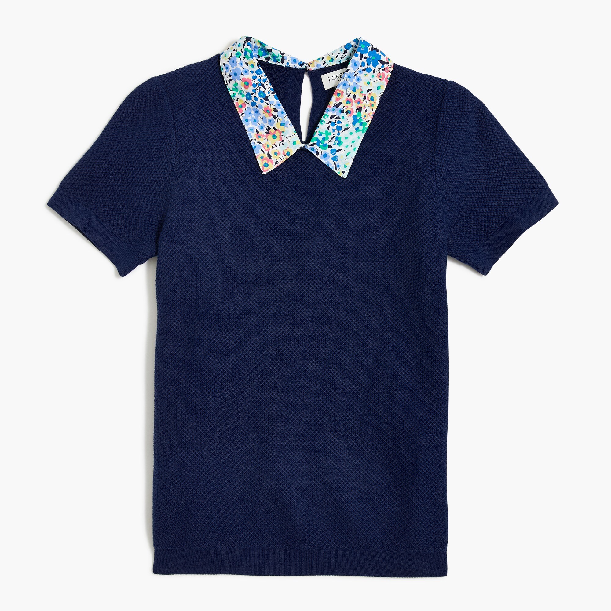 Short-sleeve sweater with woven collar