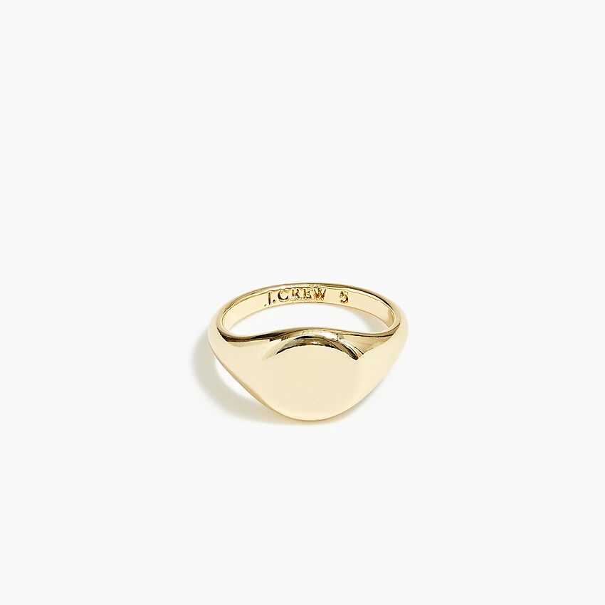 factory: gold signet ring for women, right side, view zoomed