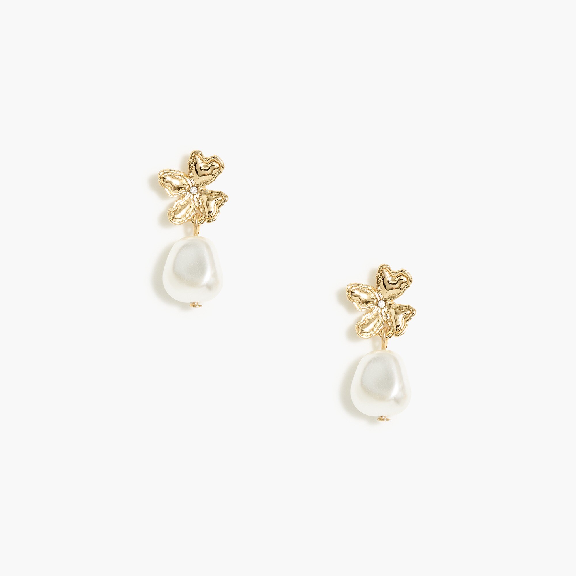 Flower pearl drop earrings