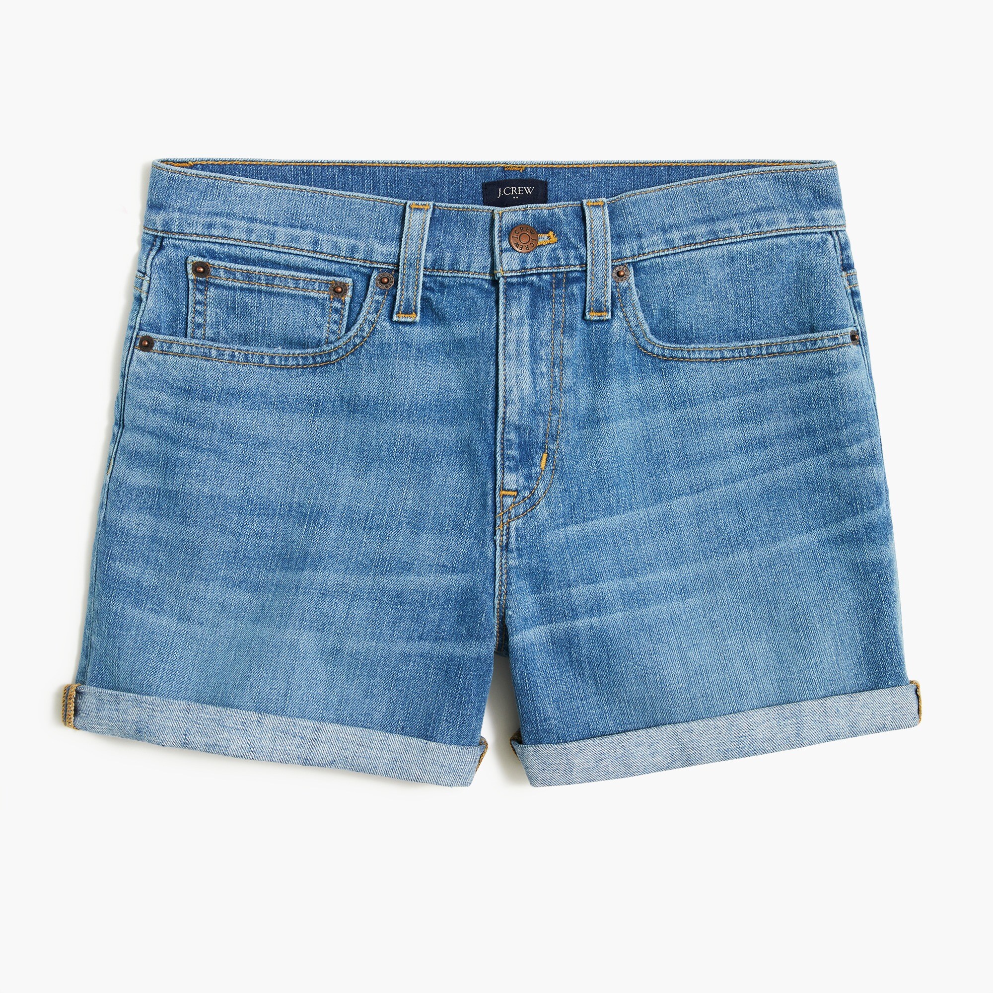 classic denim short in light wash for women