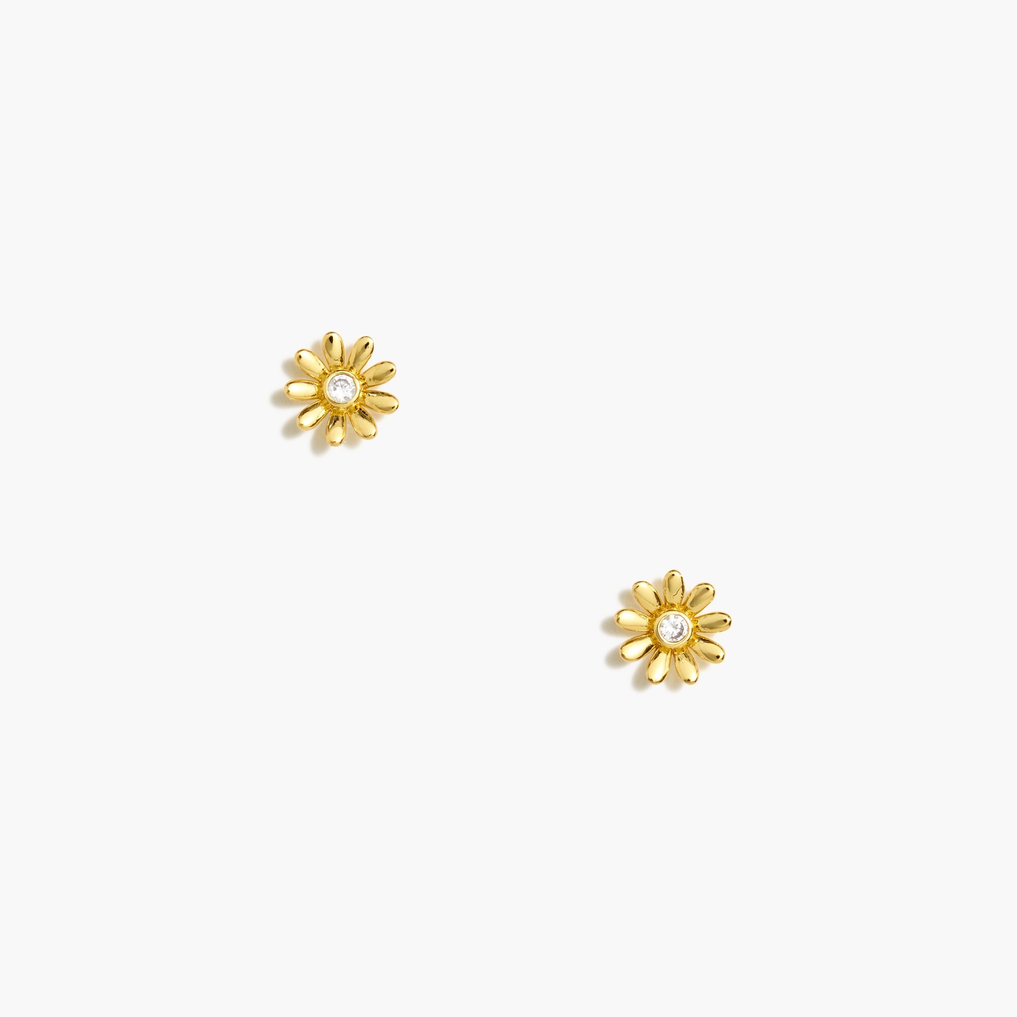 Gold daisy stud earrings