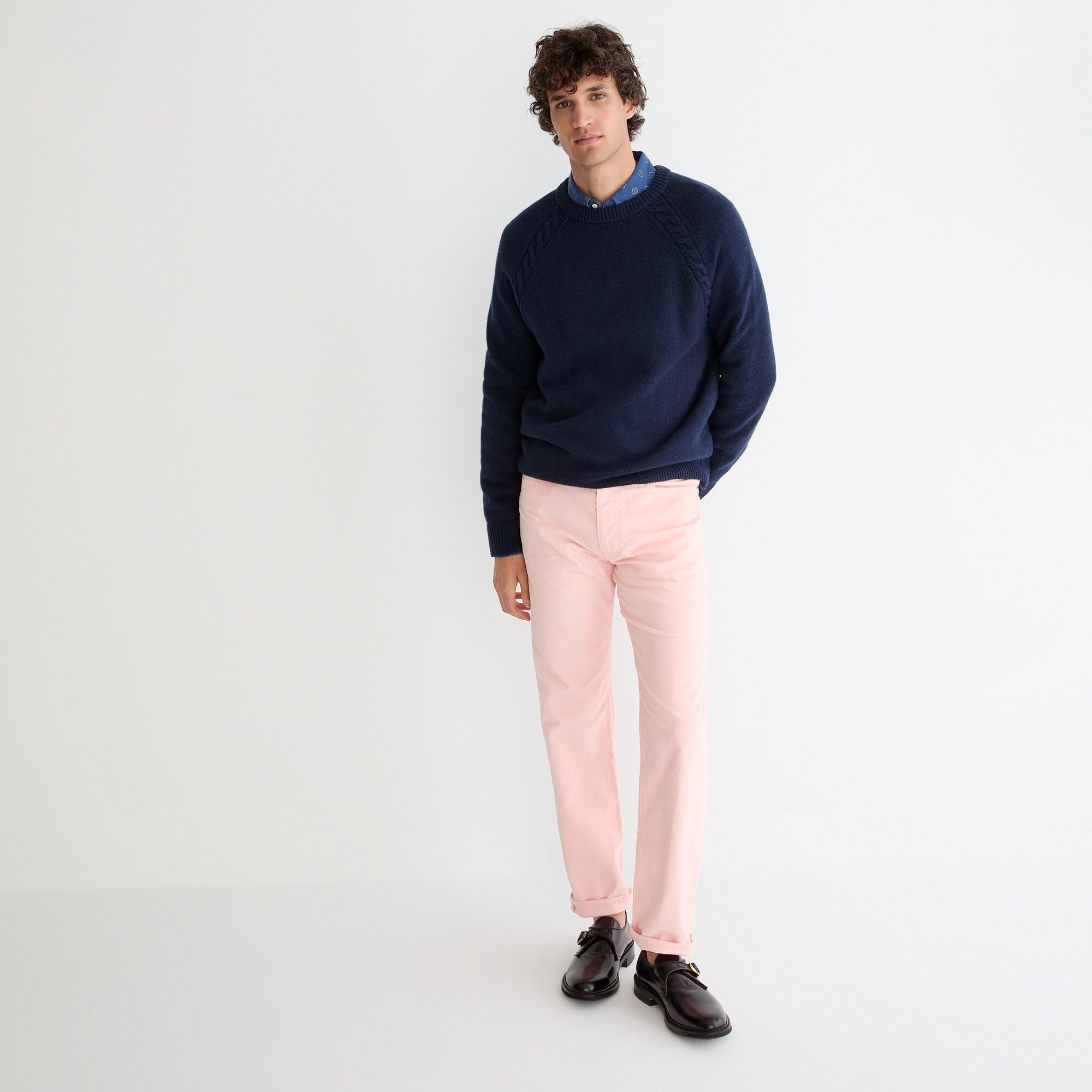  Classic Straight-fit pant in stretch corduroy