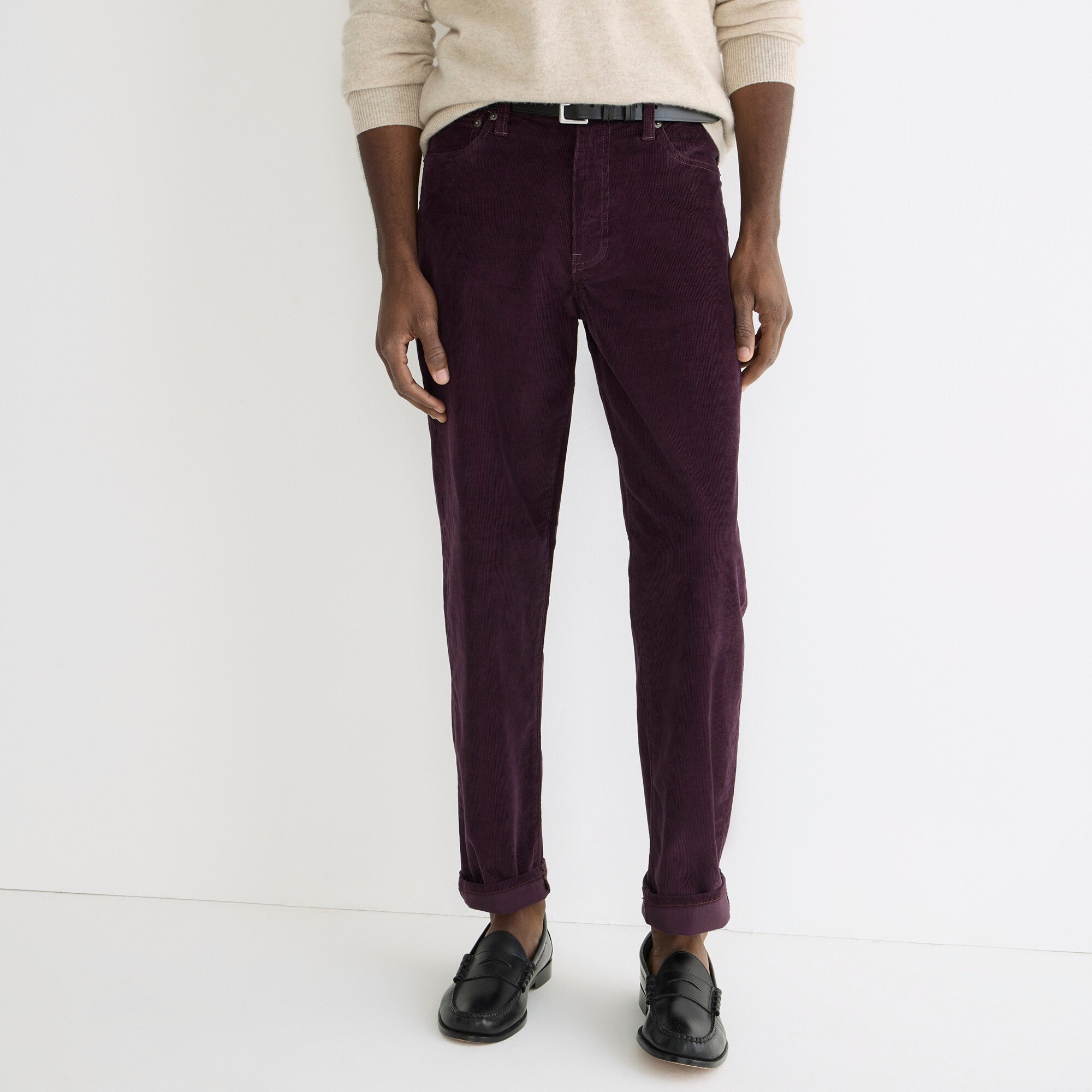 Classic Straight-fit pant in stretch corduroy