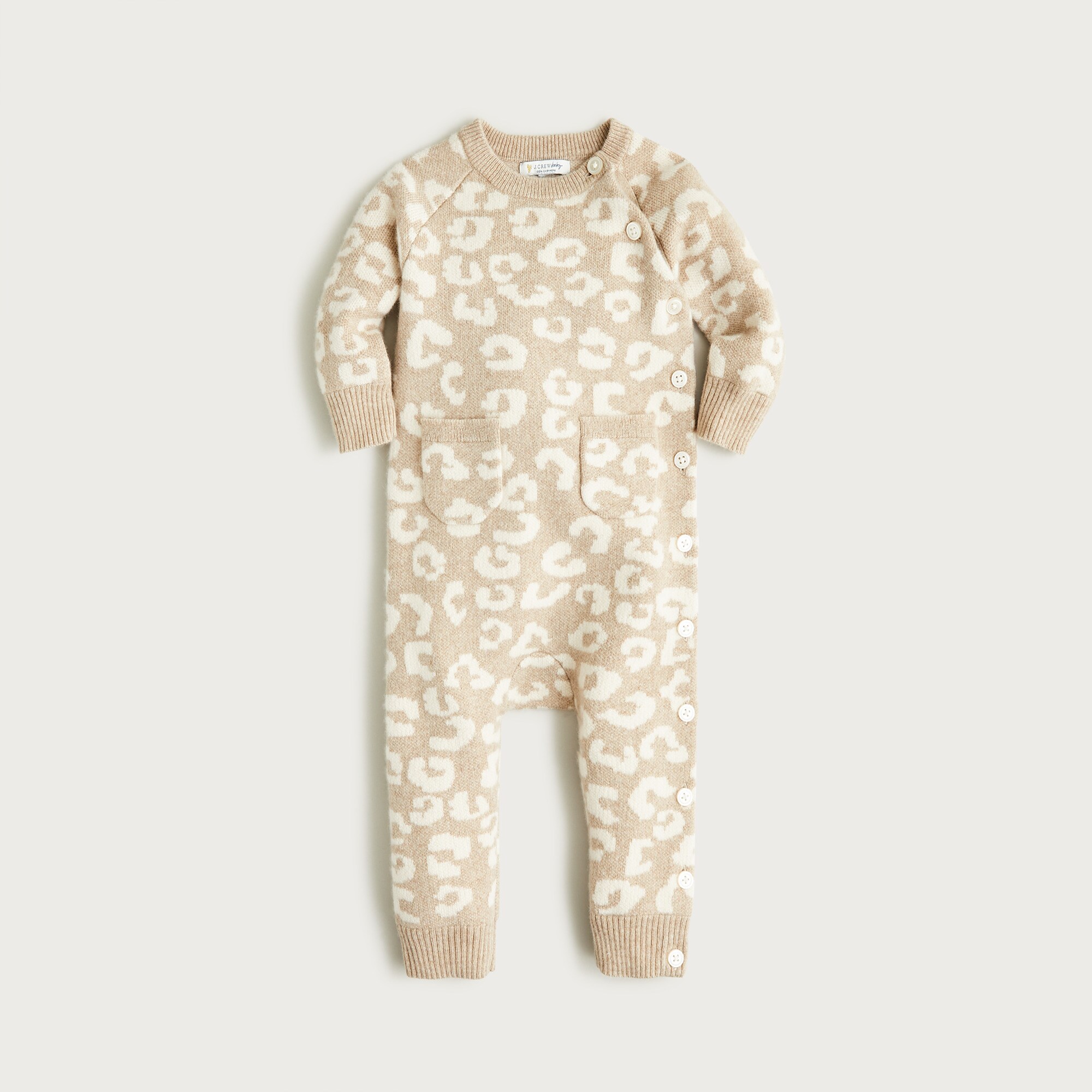 Limited-edition baby cashmere one-piece in leopard