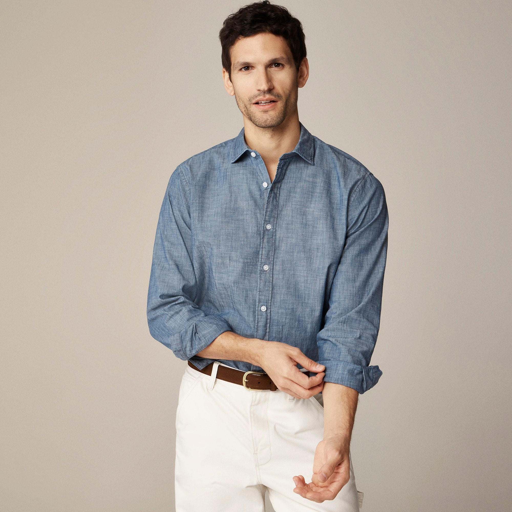  Slim Bowery chambray shirt with spread collar