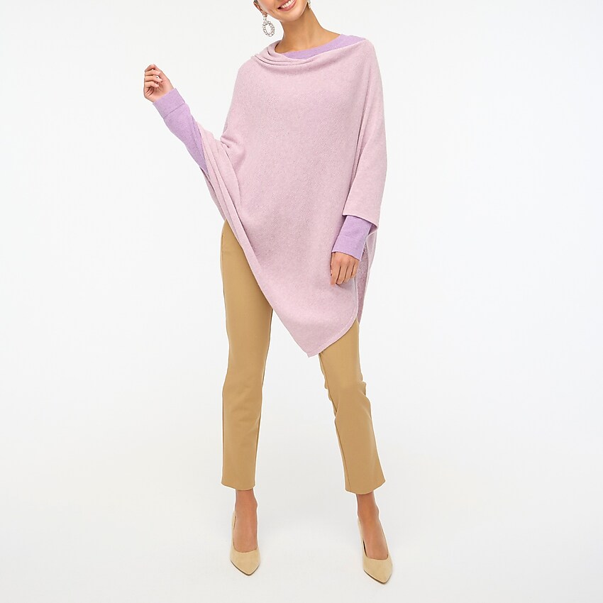 factory: cotton-cashmere triangle sweater-poncho for women, right side, view zoomed