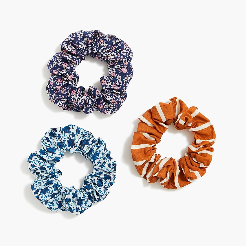 factory: printed scrunchies set-of-three for women, right side, view zoomed