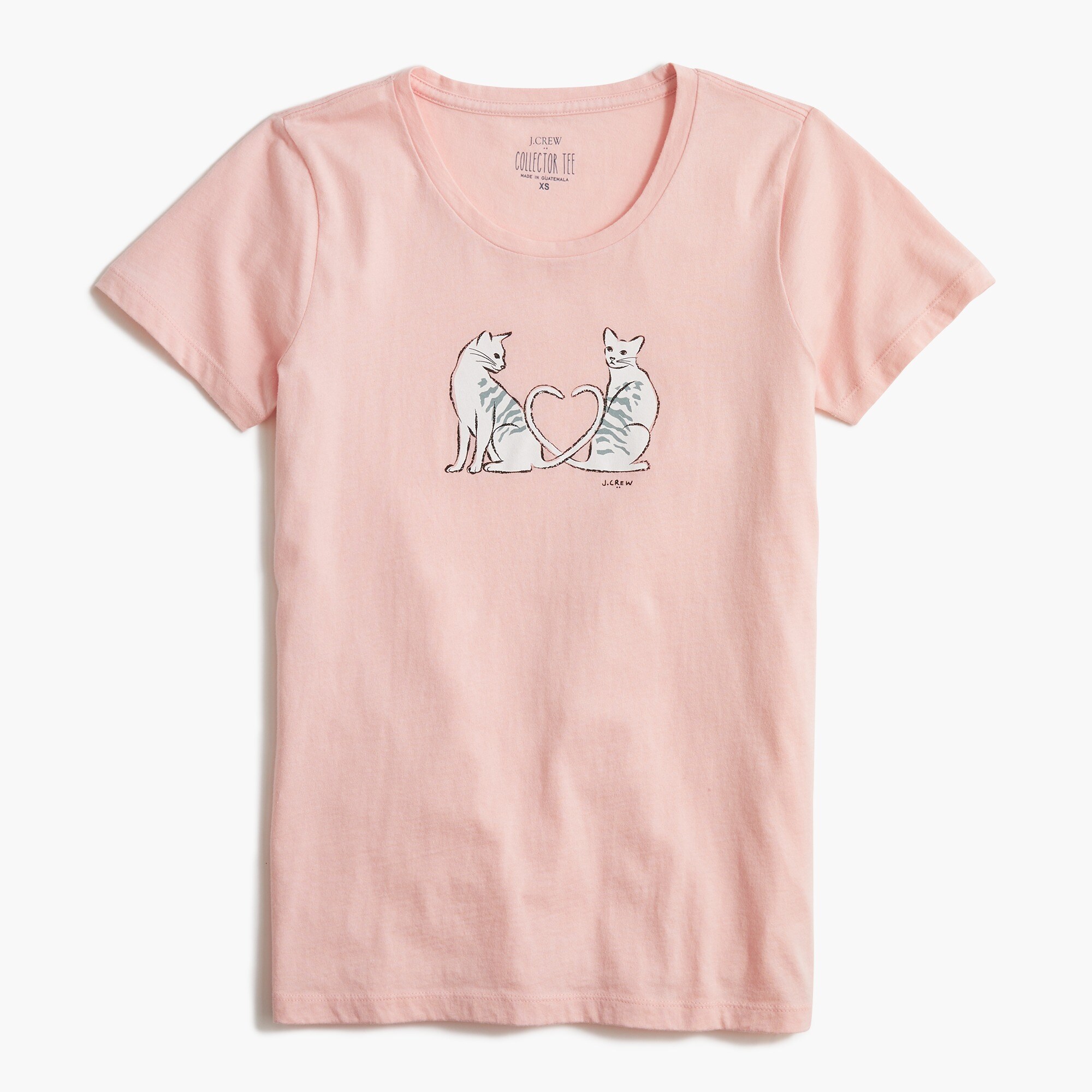 cats with heart graphic tee for women
