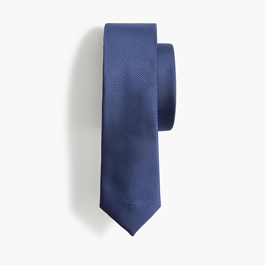 factory: boys' tie for boys, right side, view zoomed