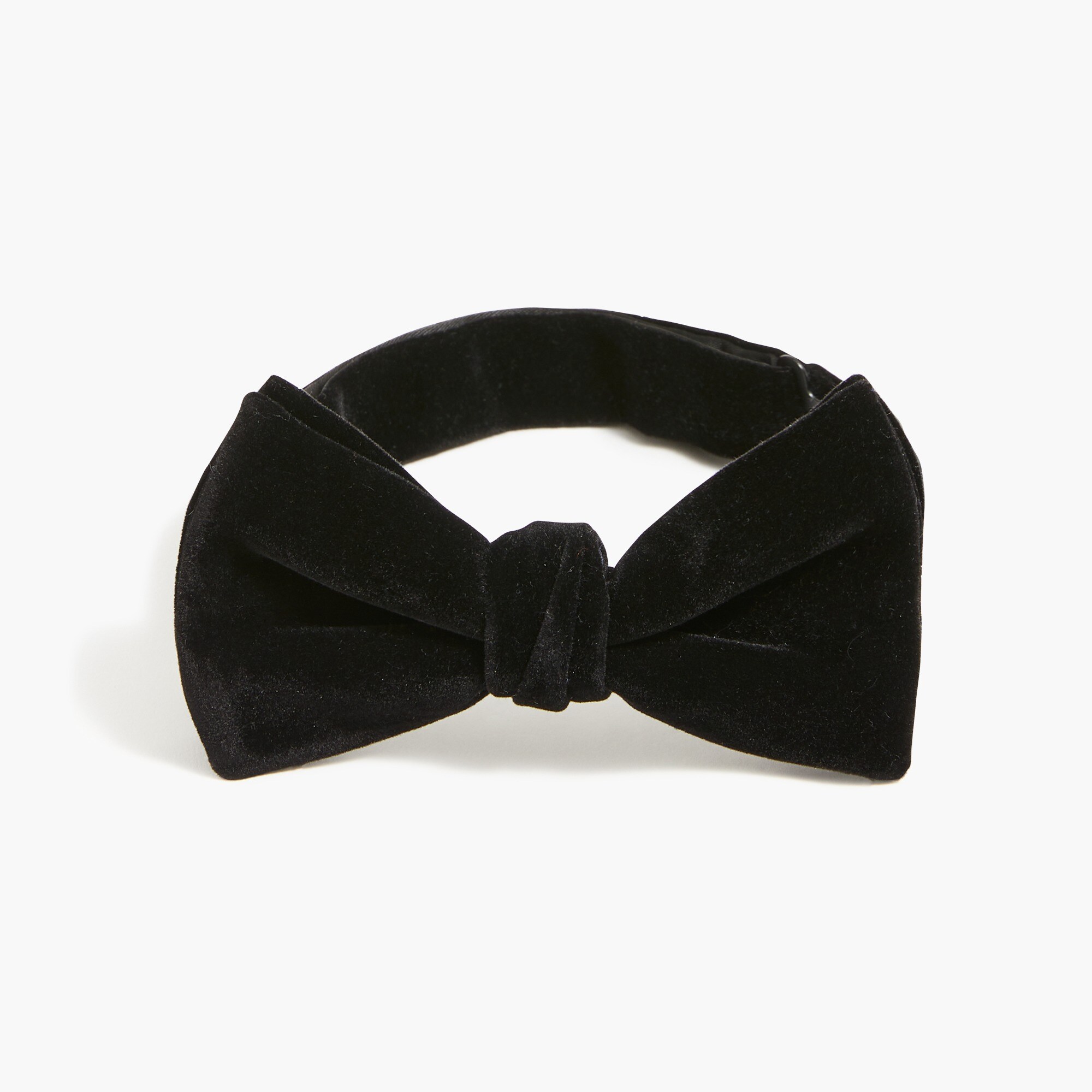 Velvet bow tie