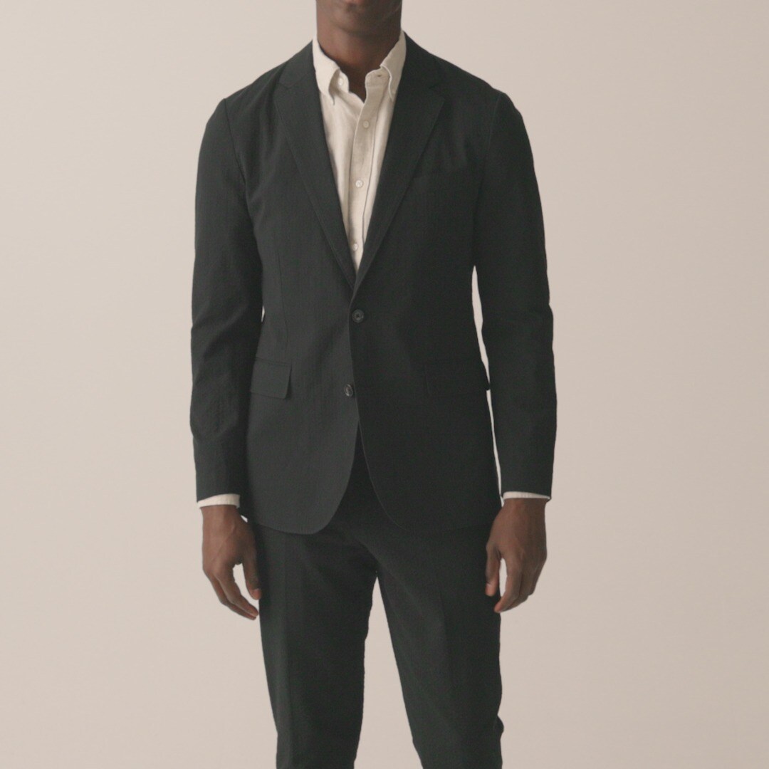 Ludlow Slim-fit unstructured suit jacket in seersucker