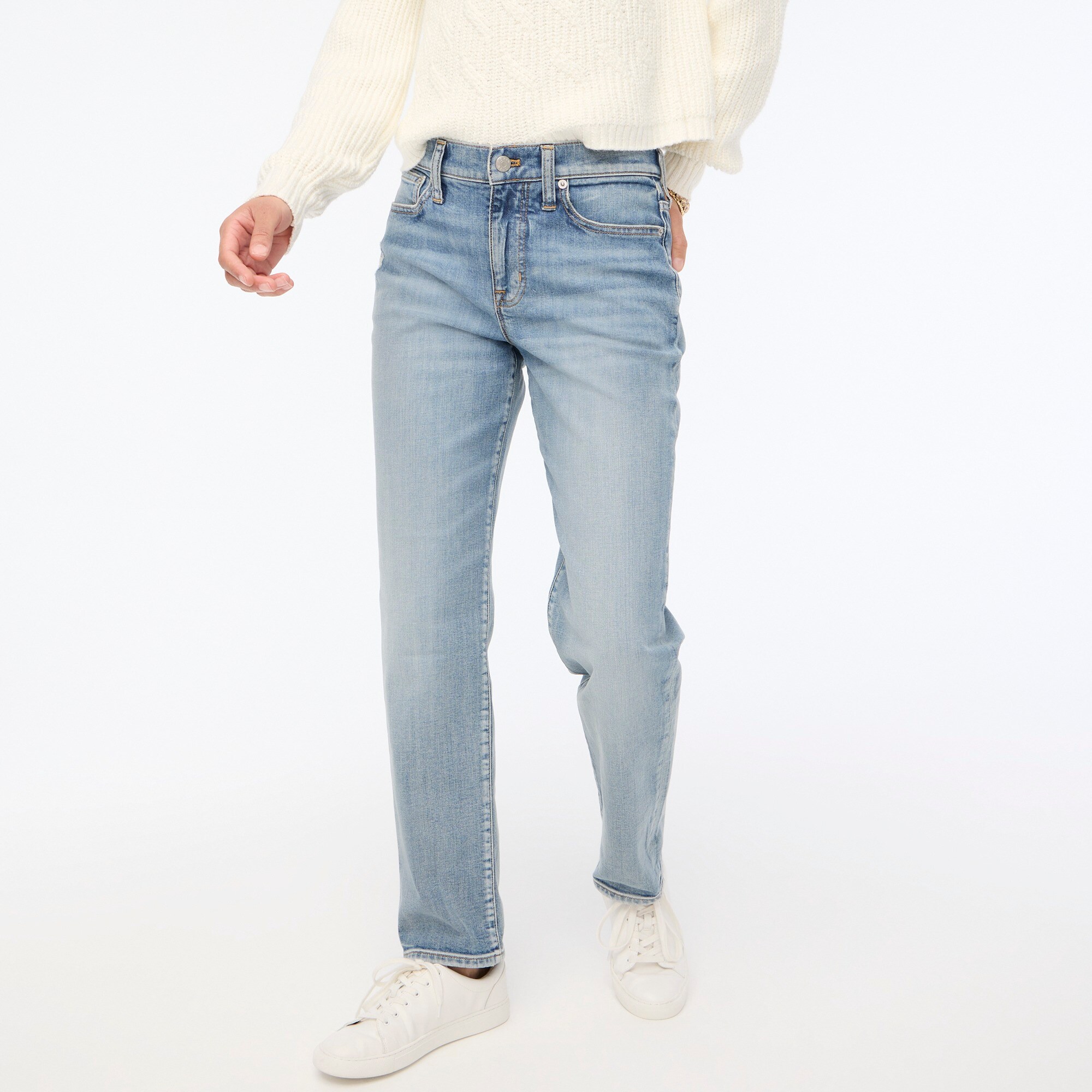factory: relaxed boyfriend jean in all-day stretch for women, right side, view zoomed