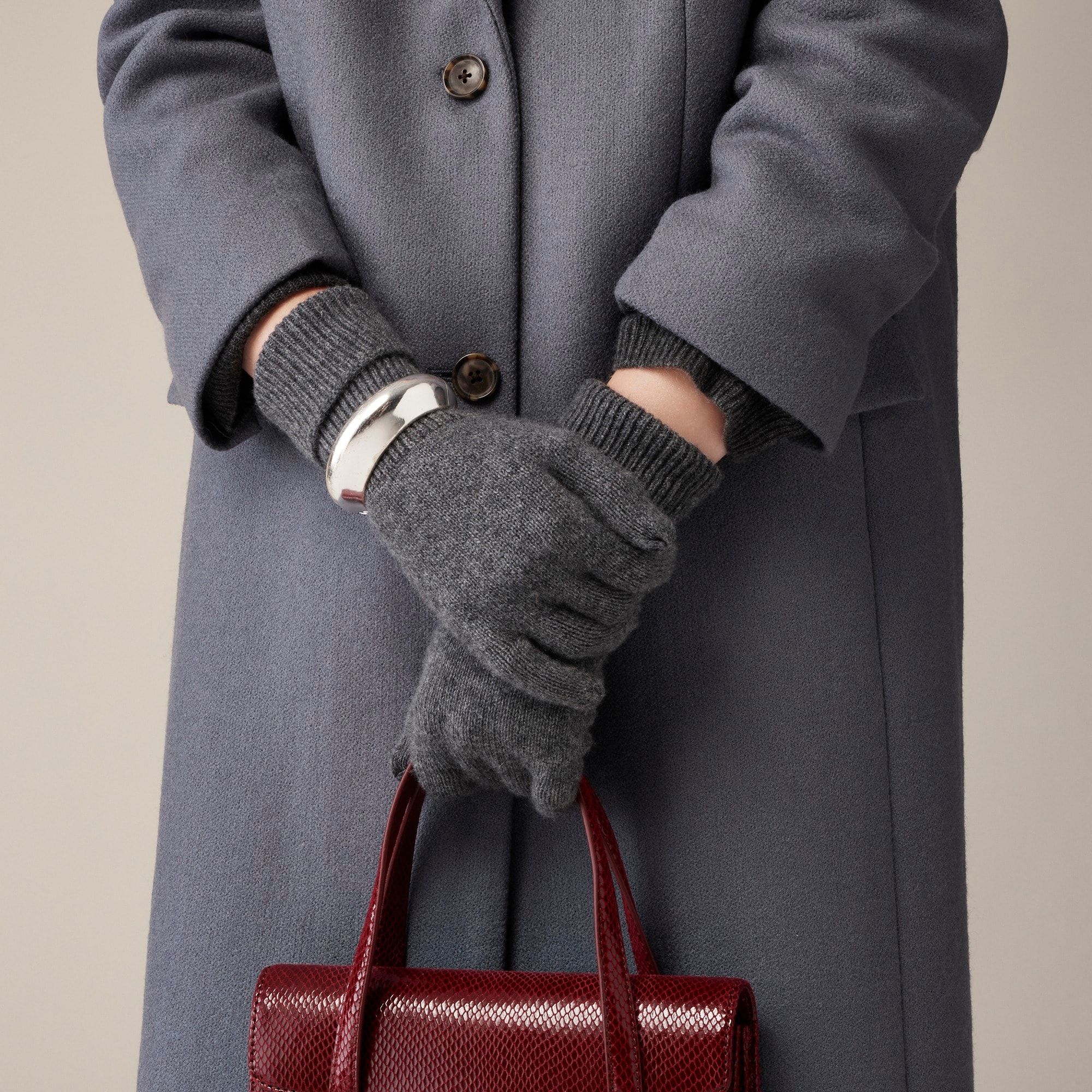 Cashmere tech-touch gloves