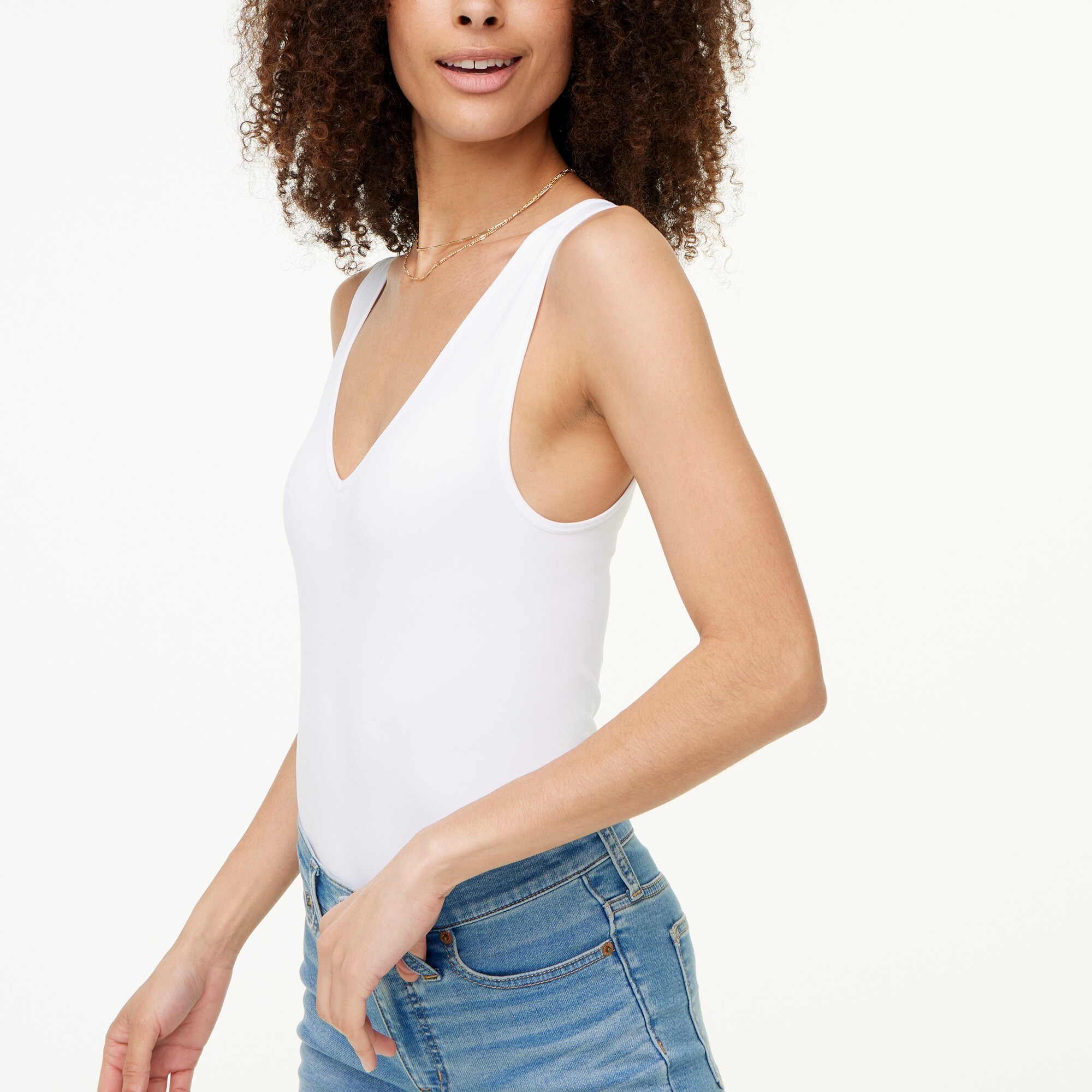 Sleeveless layering V-neck bodysuit