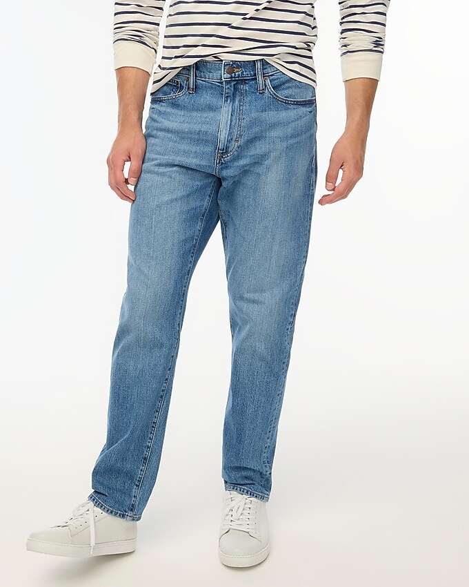 factory: relaxed-fit jean for men, right side, view zoomed